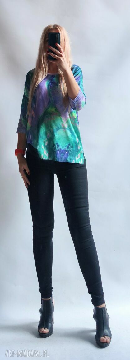 Sweter damski oversize z nadrukiem - elegancki handmade na prezent