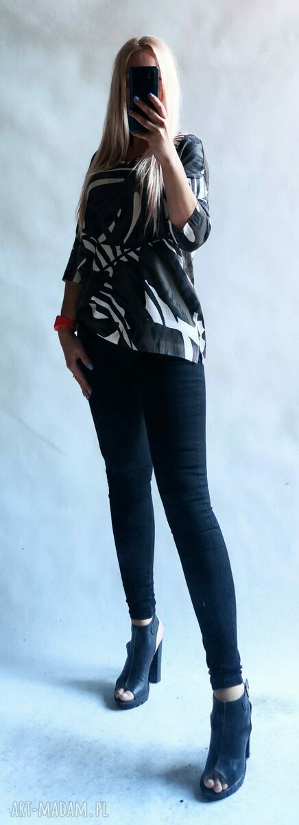 Sweter damski oversize Bellafeltro w serek - kardigan w liście