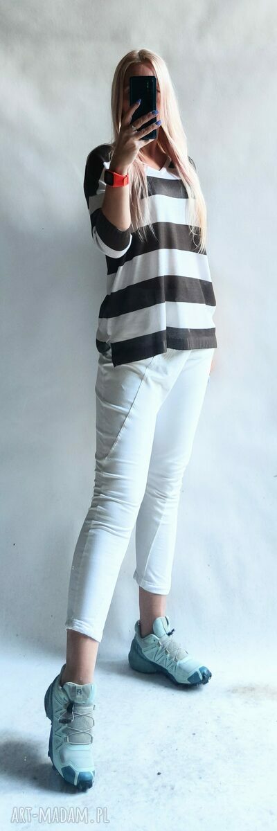 Lekki sweter damski oversize w paski czekolada - capuccino