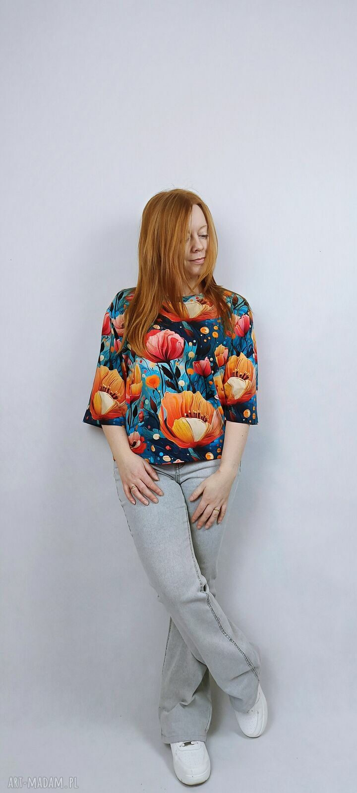 T-shirt damski Chill Niebiański Ogród - kwiaty w fasonie oversize