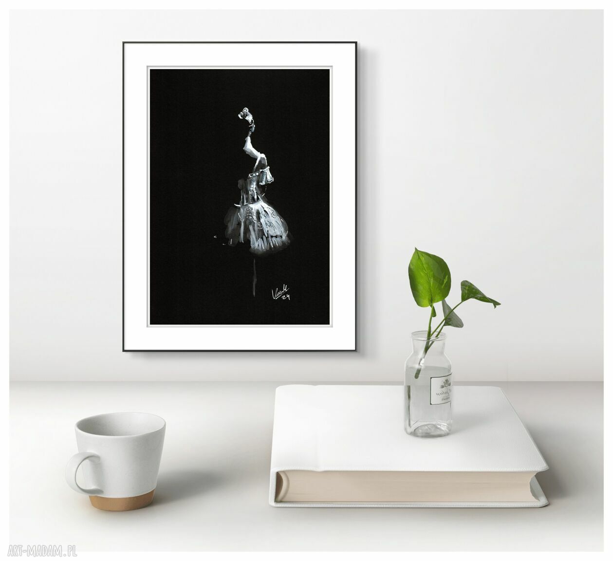 Dance 7 - baletnica w bieli i czerni, grafika tuszem A4