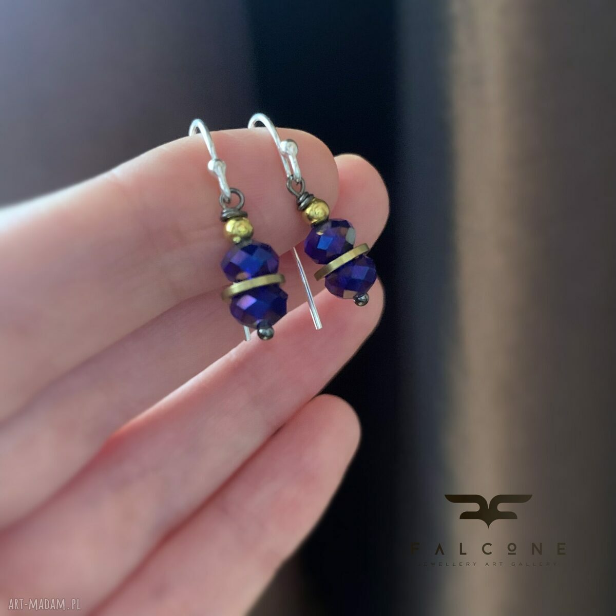 Kolczyki Dark Sapphire z złotymi obręczami