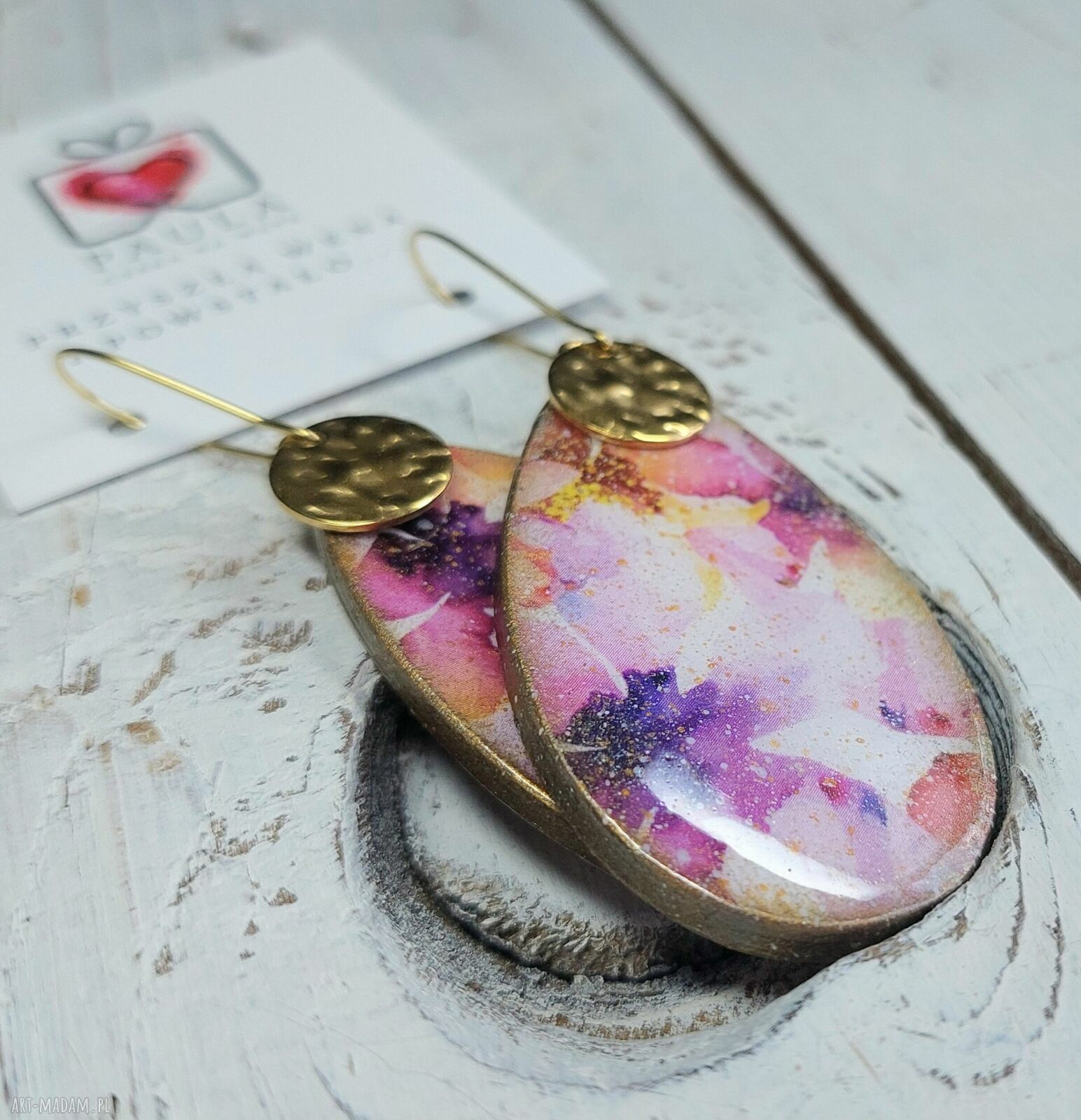 Wiszące kolczyki decoupage Kwiaty w żywicy ze stali chirurgicznej