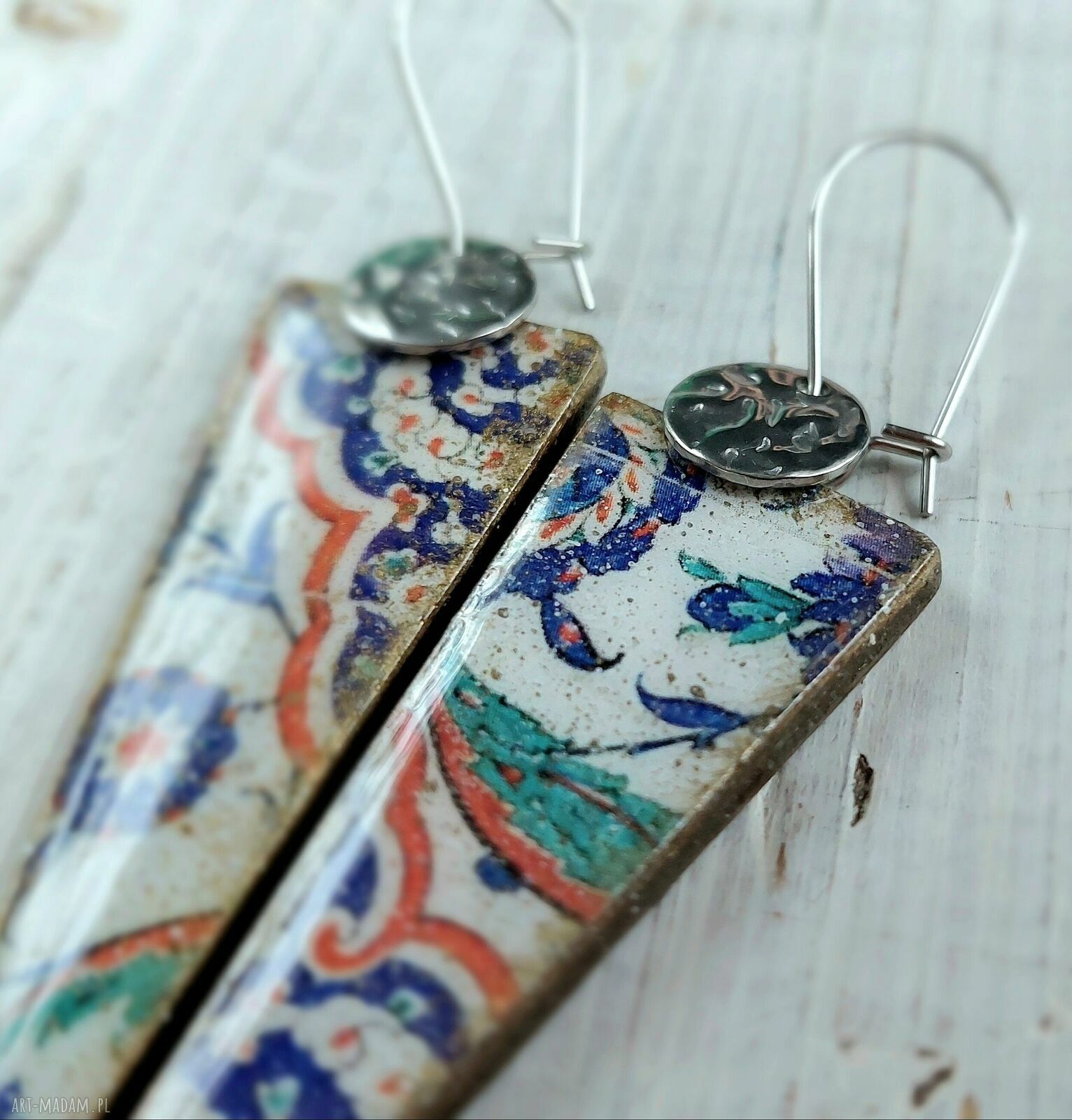 Kolczyki ze Stali Chirurgicznej w Technice Decoupage - Orientalna Mozaika