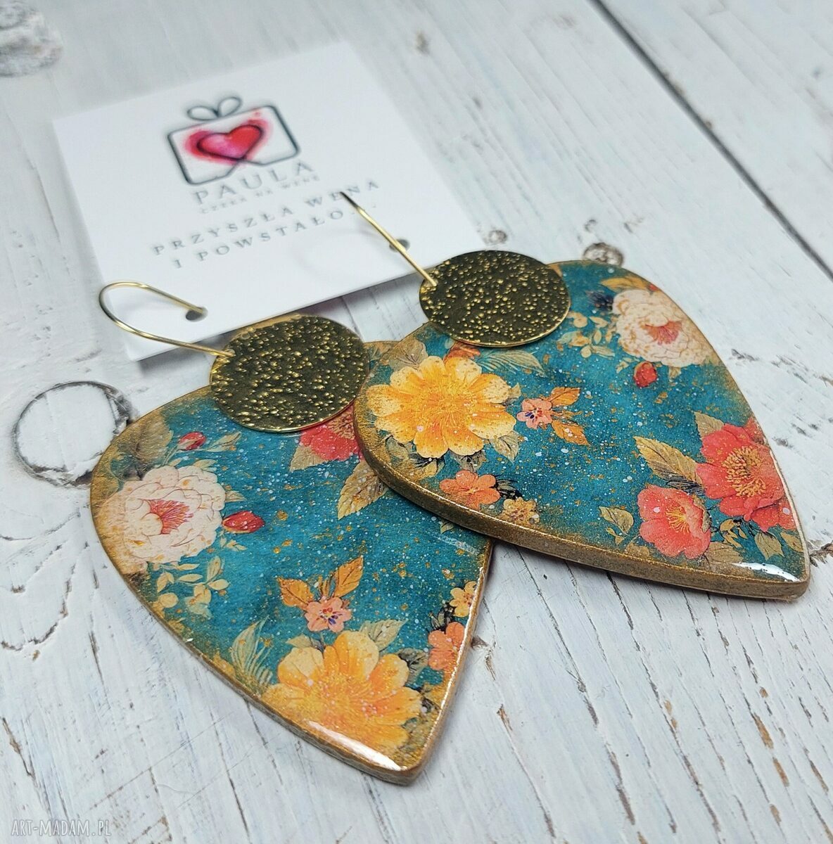 Kolczyki decoupage vintage z kwiatami i żywicą na stali chirurgicznej