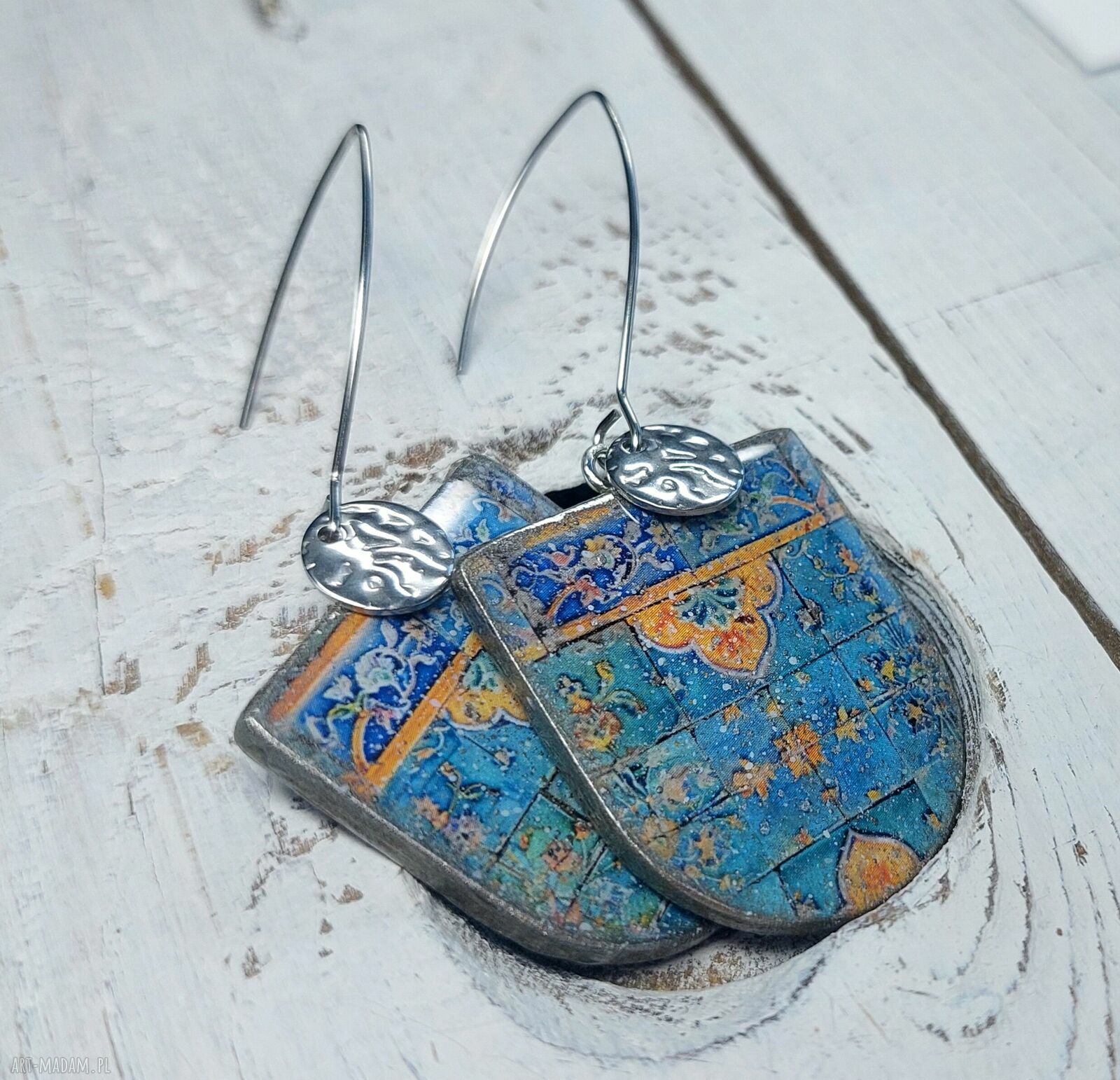Kolczyki decoupage z orientalnym motywem - żywica UV i stal chirurgiczna