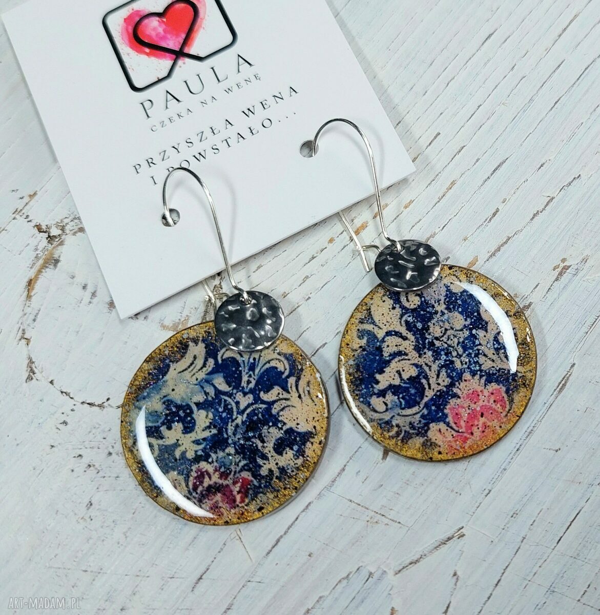 Kolczyki decoupage z żywicy na stali chirurgicznej