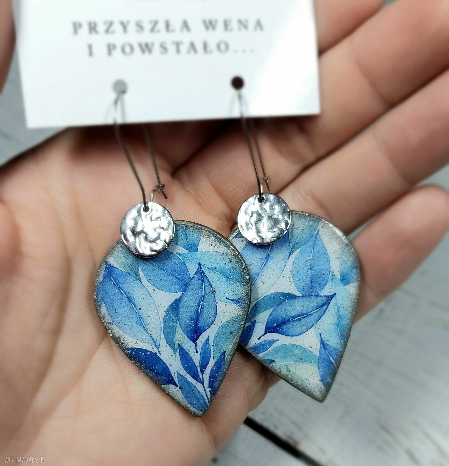 Kolczyki decoupage wiszące z liśćmi i żywicą - stal chirurgiczna
