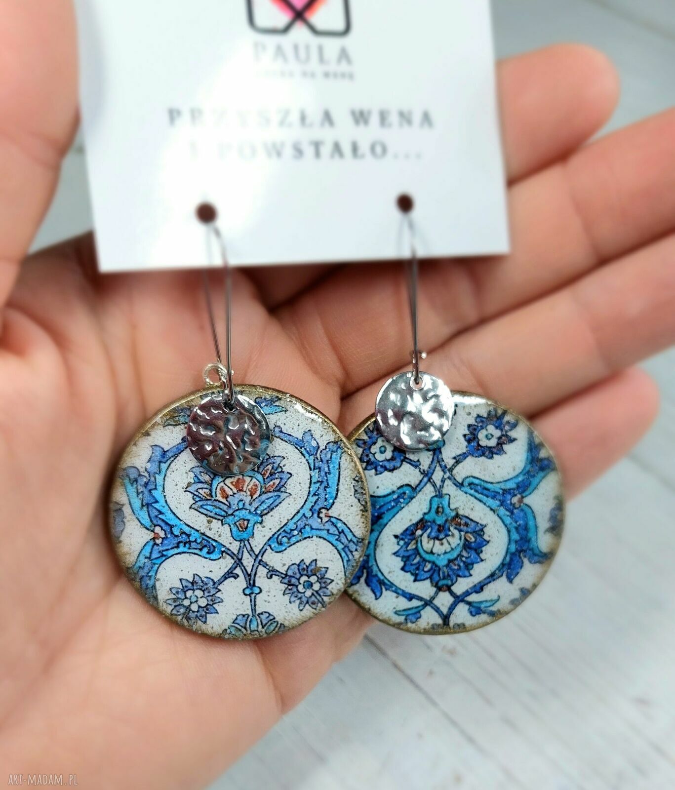 Orientalne kolczyki decoupage z żywicą - lekkie, wygodne i z efektem WOW