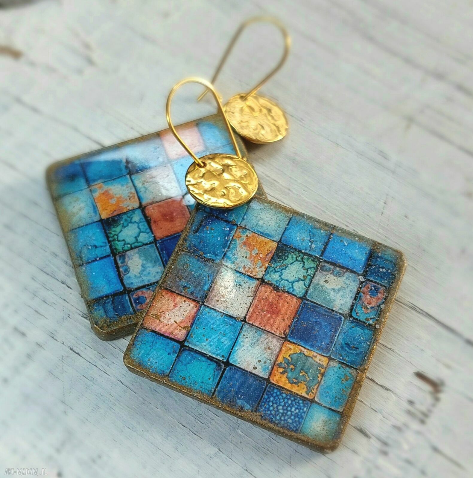 Wakacyjne kolczyki decoupage z mozaiką i żywicą
