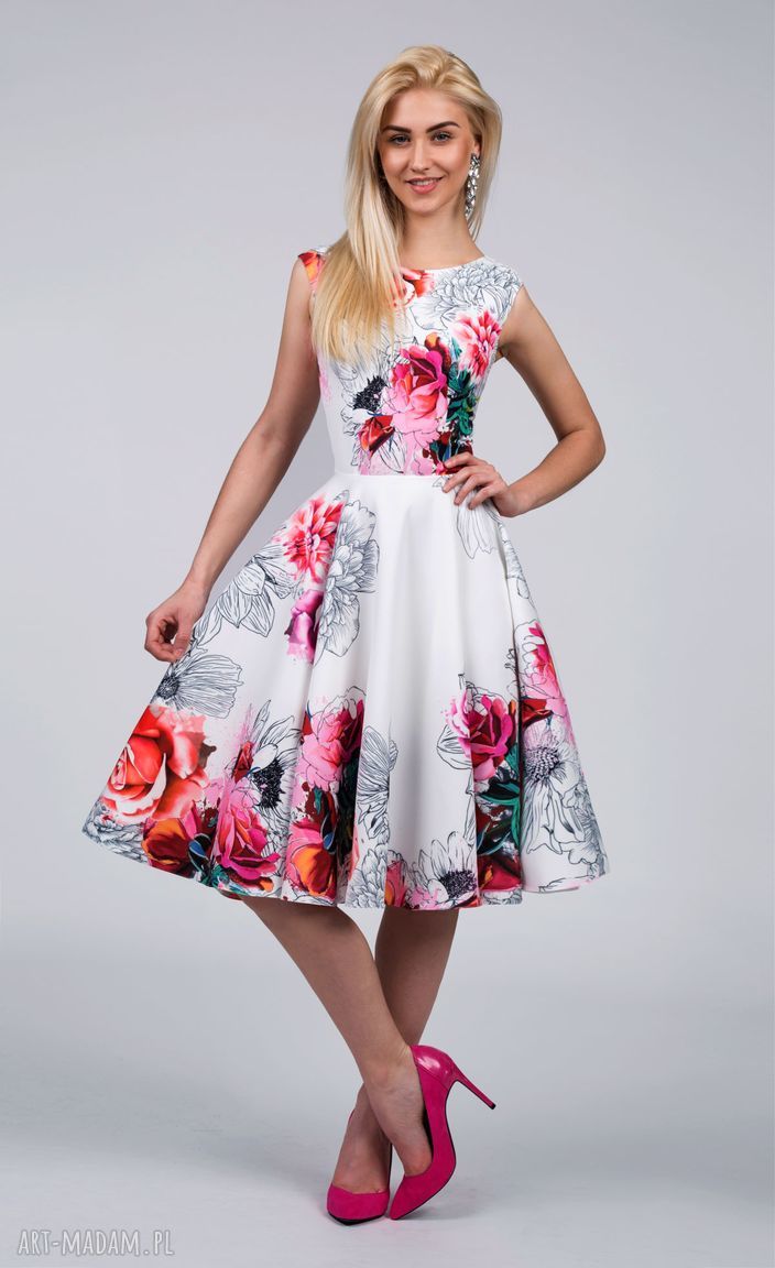 Sukienka scarlett midi delicja kwiaty rozkloszowana plecy koło