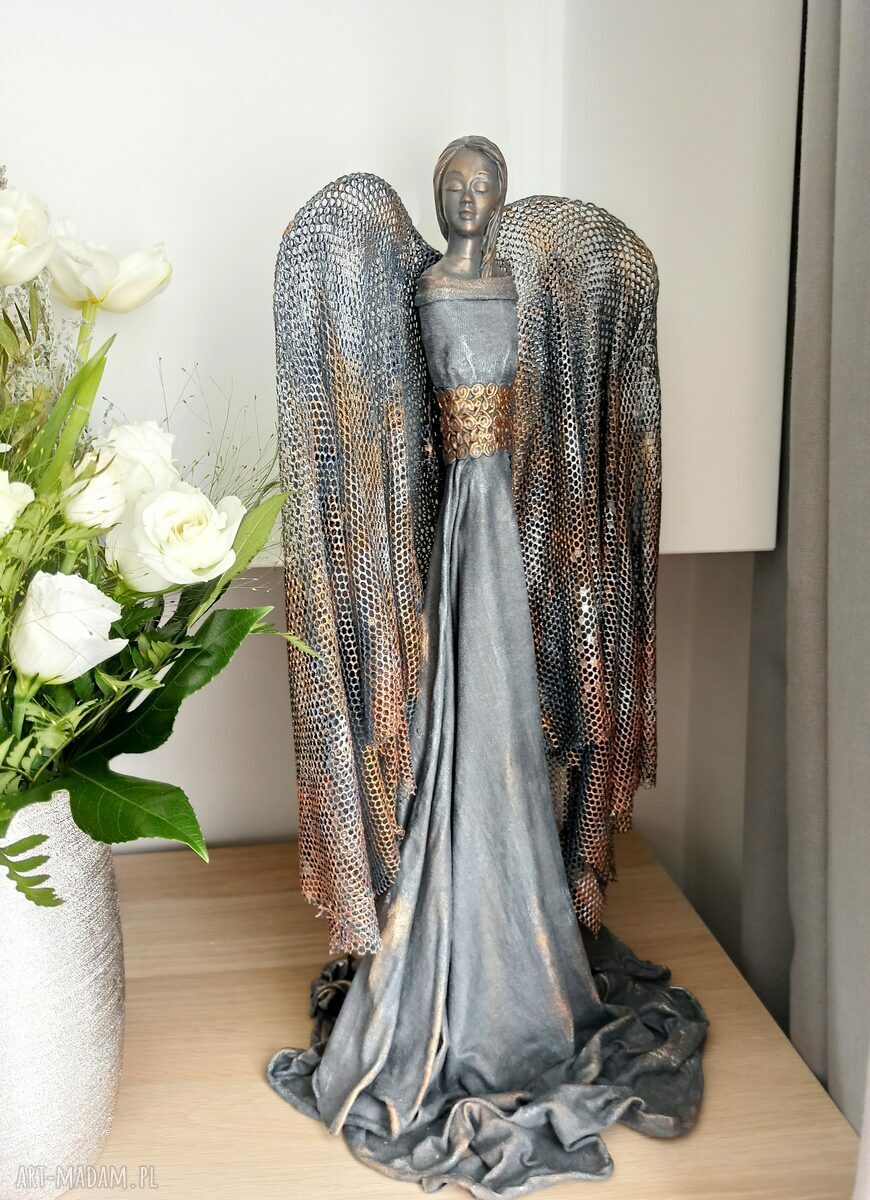 Twój anioł miłości - ręcznie wykonana figura anioła stróża