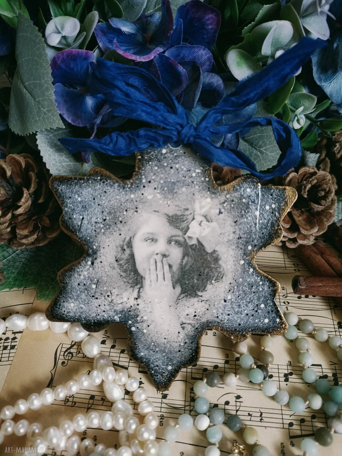 Ręcznie wykonana zawieszka decoupage w stylu vintage