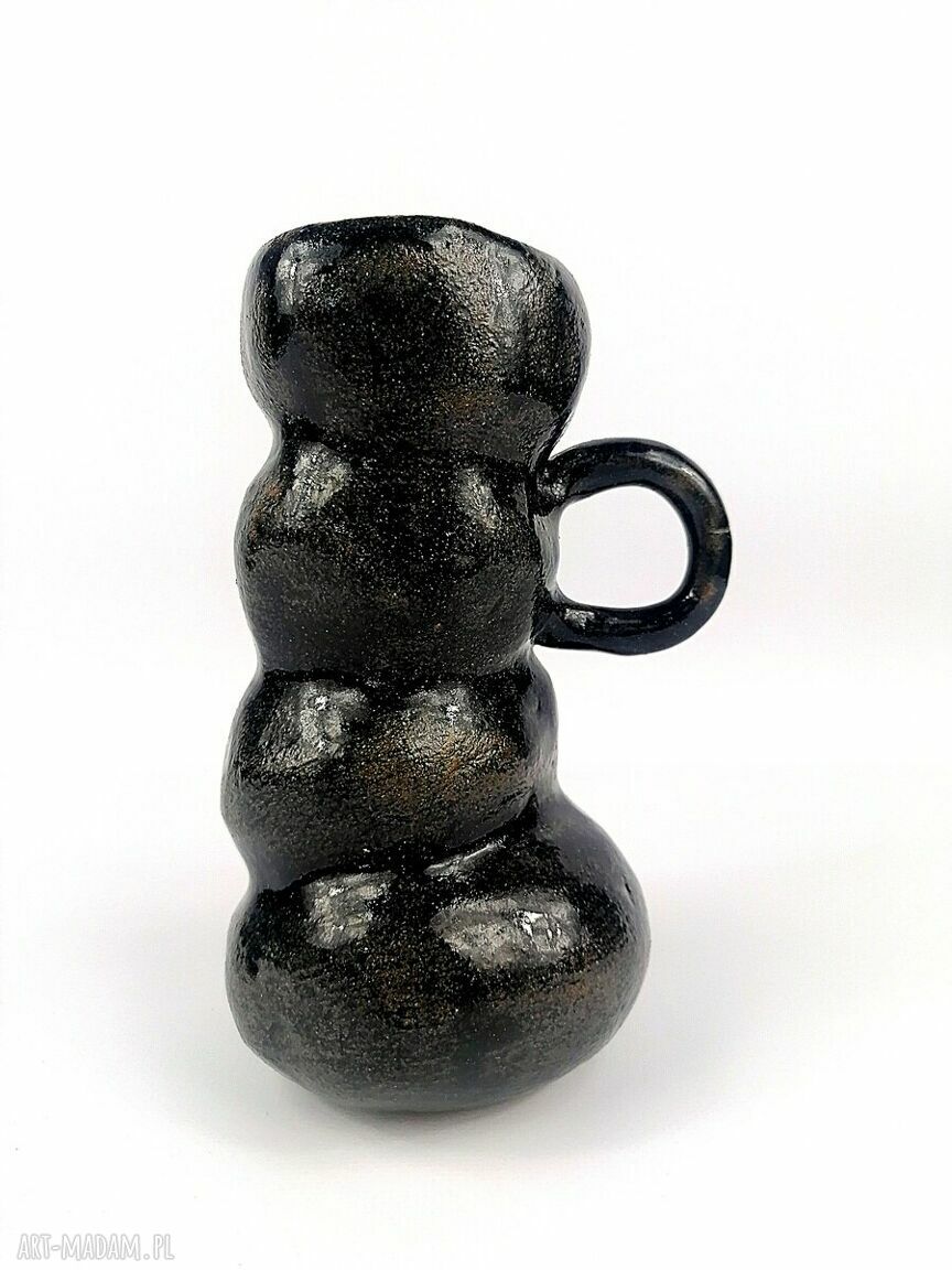 Ręcznie robiony wazon ceramiczny w czerni z delikatnymi szarymi prześwitami
