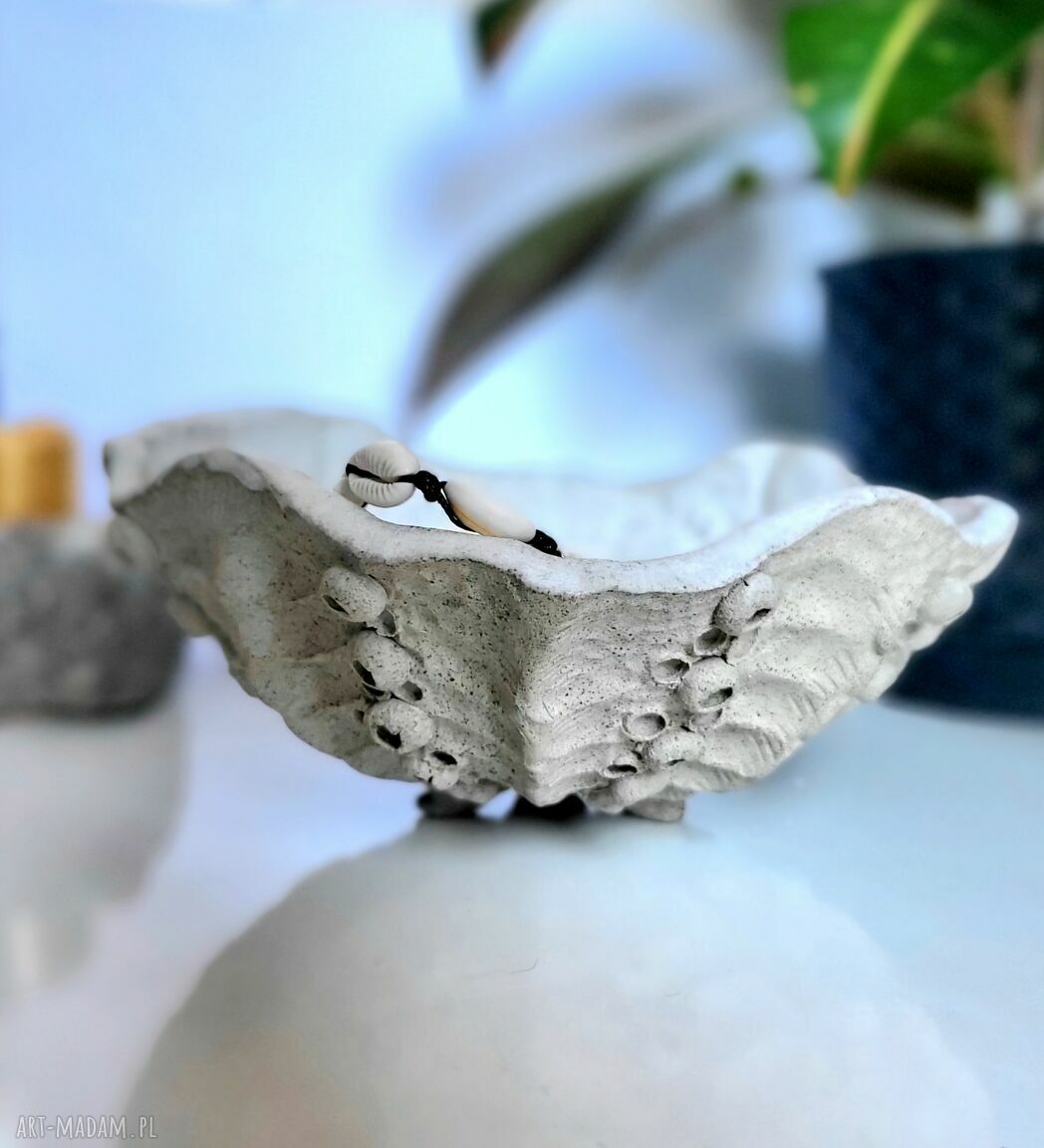 Dekoracyjna ceramiczna miska organiczna boho - unikat rękodzieło