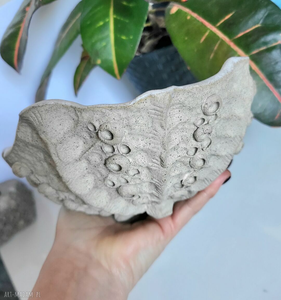 Dekoracyjna ceramiczna miska organiczna boho - unikat rękodzieło