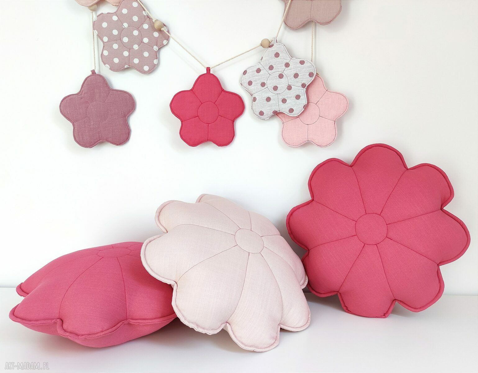 pokoik dziecka: Dekoracyjna poduszka kwiatek handmade