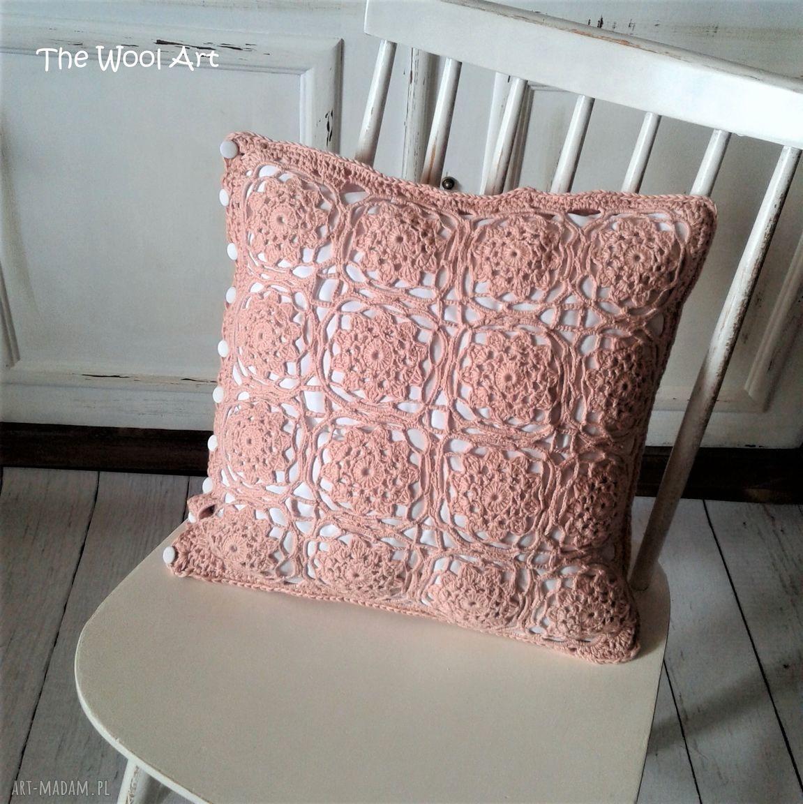 Dekoracyjna szydełkowa poszewka poduszka ażur szydełkiem