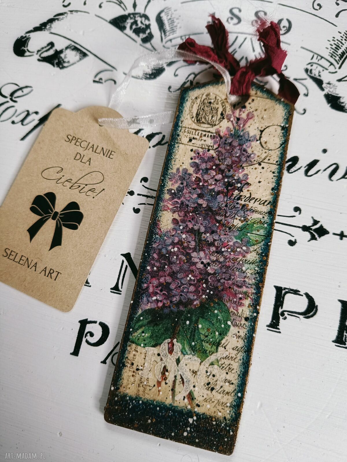 Dekoracyjna zawieszka decoupage z bukietem bzów