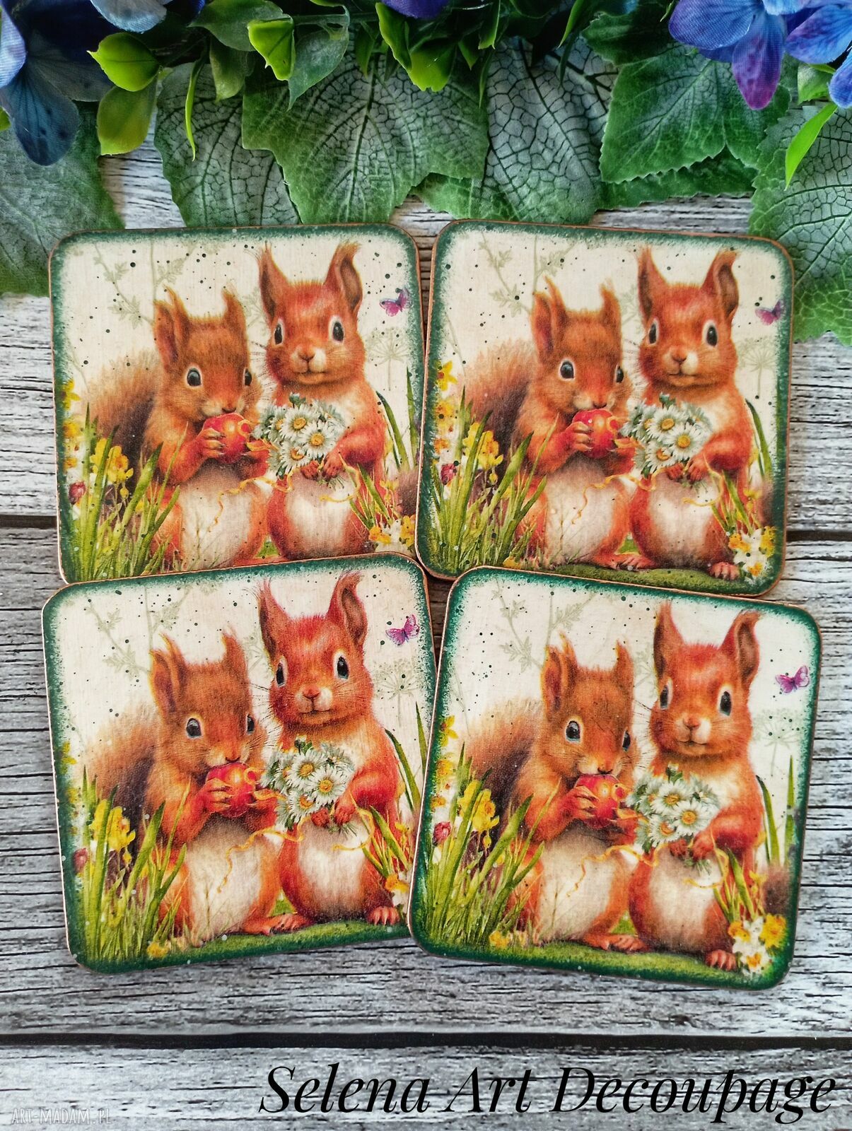 Dekoracyjne podkładki decoupage z wiewiórkami - komplet 4 szt. 10x10 cm