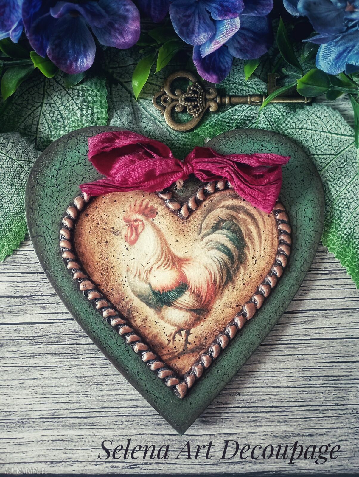Dekoracyjne serce w stylu farmhouse z kogutem - ręcznie robione decoupage 15 x 15 cm