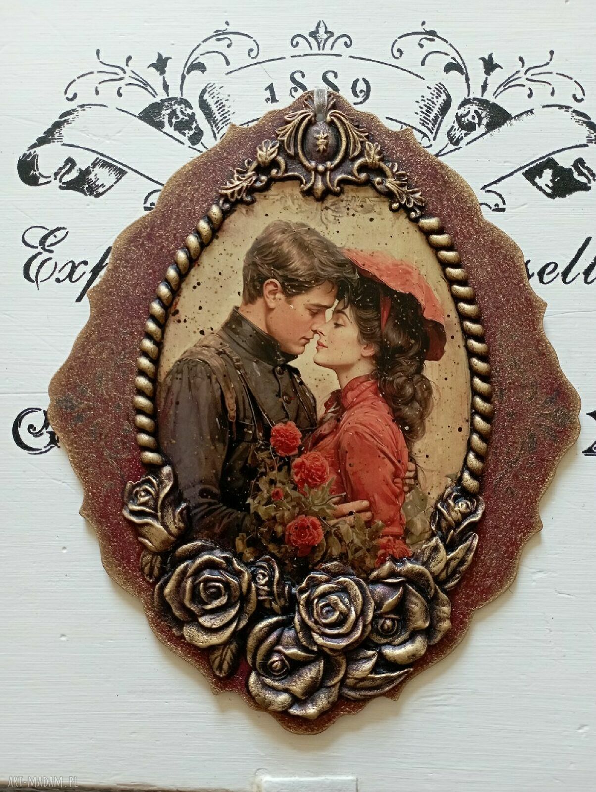 Dekoracyjny medalion decoupage z różami