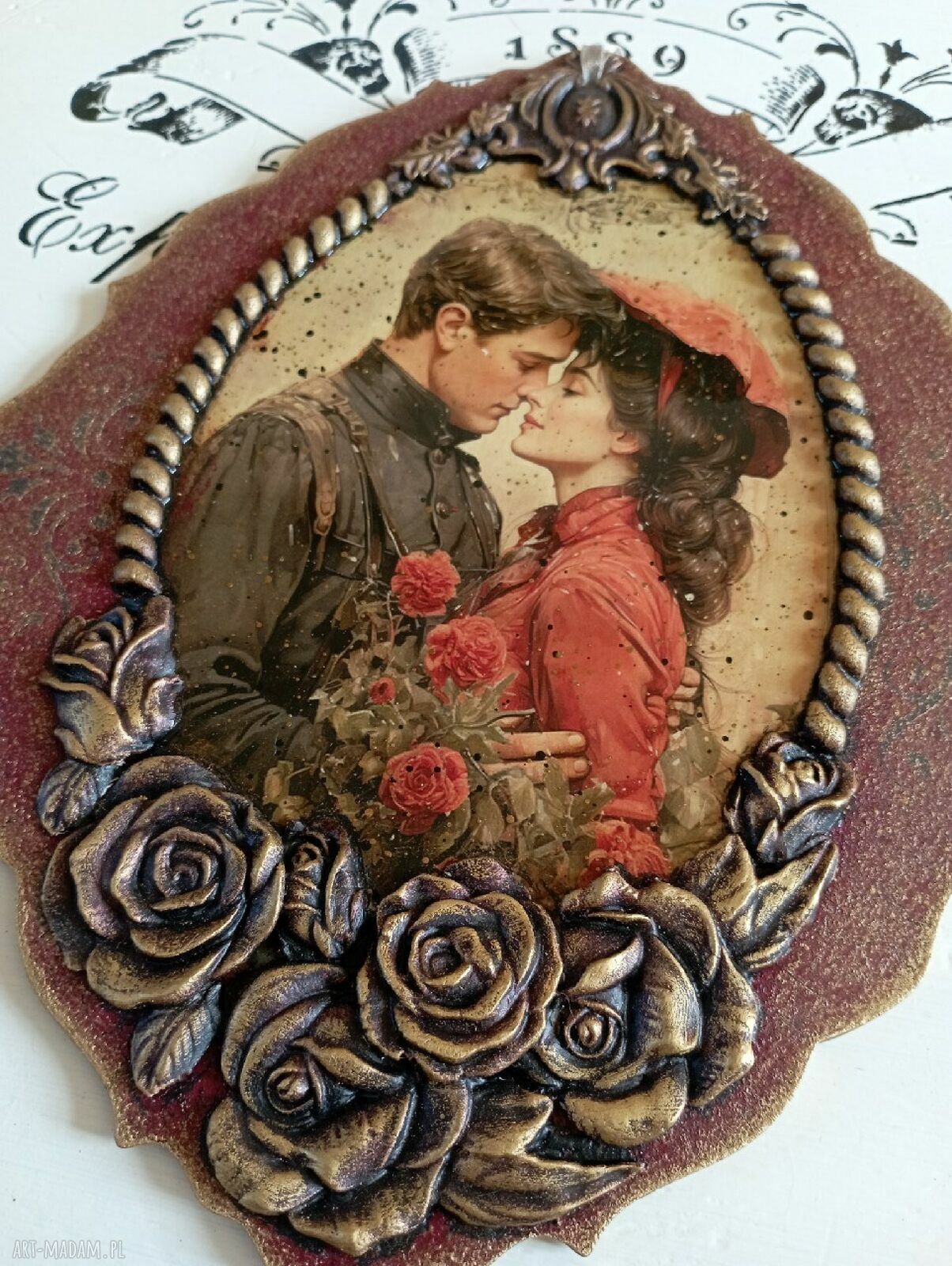 Dekoracyjny medalion decoupage z różami