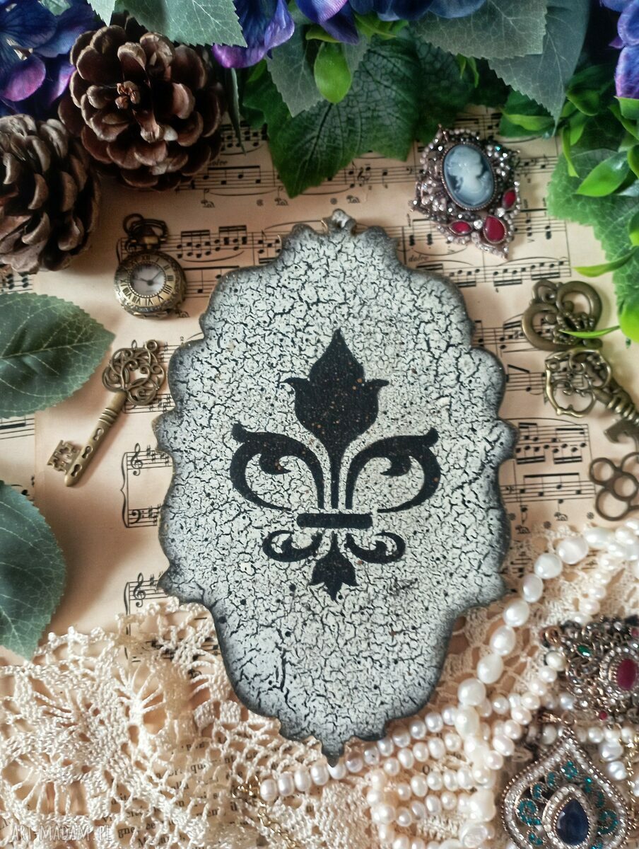 Dekoracyjny medalion vintage w stylu Prowansja i Shabby Chic (decoupage 14 x 19,5 cm)
