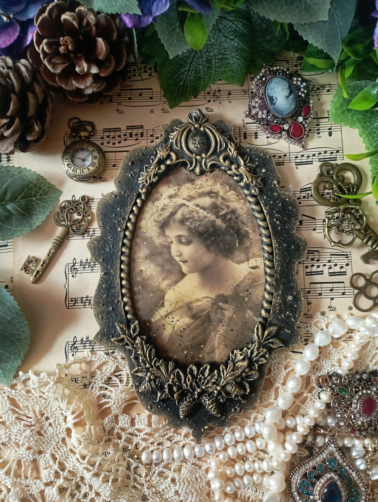 Dekoracyjny medalion vintage w stylu Prowansja i Shabby Chic decoupage 14 x 19,5 cm