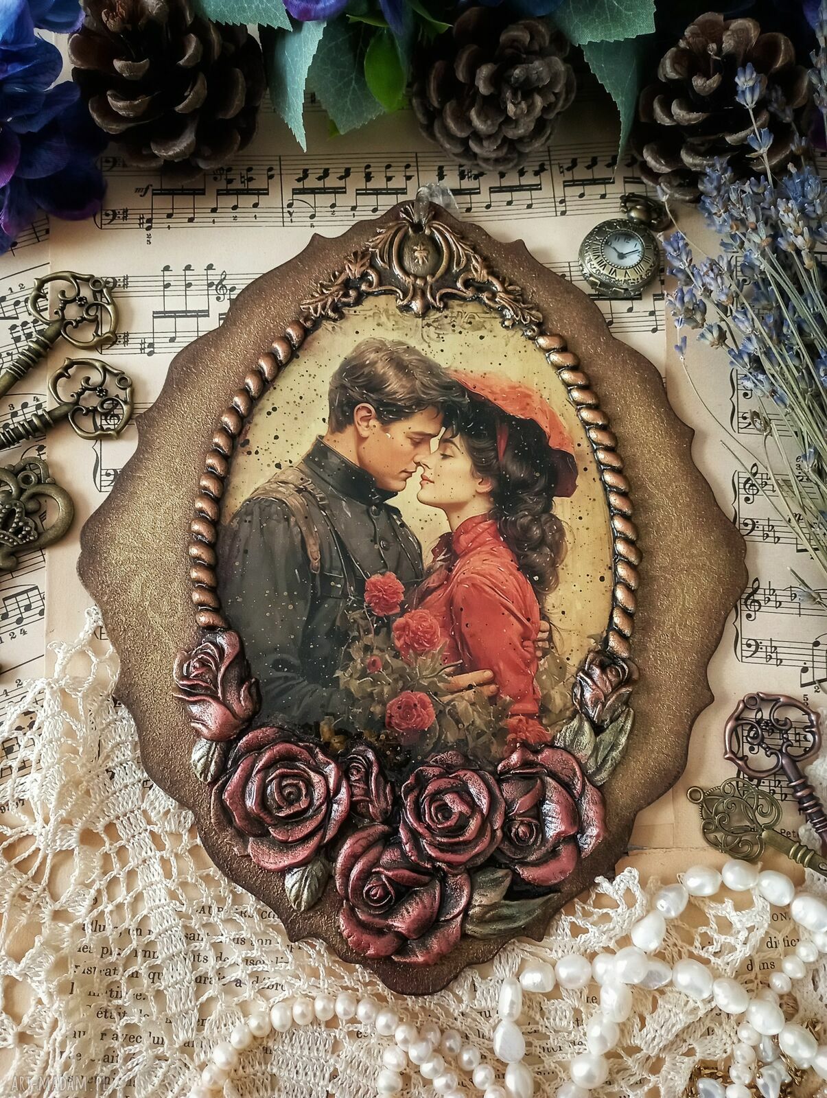 Dekoracyjny medalion z różami w stylu Prowansja - shabby chic vintage