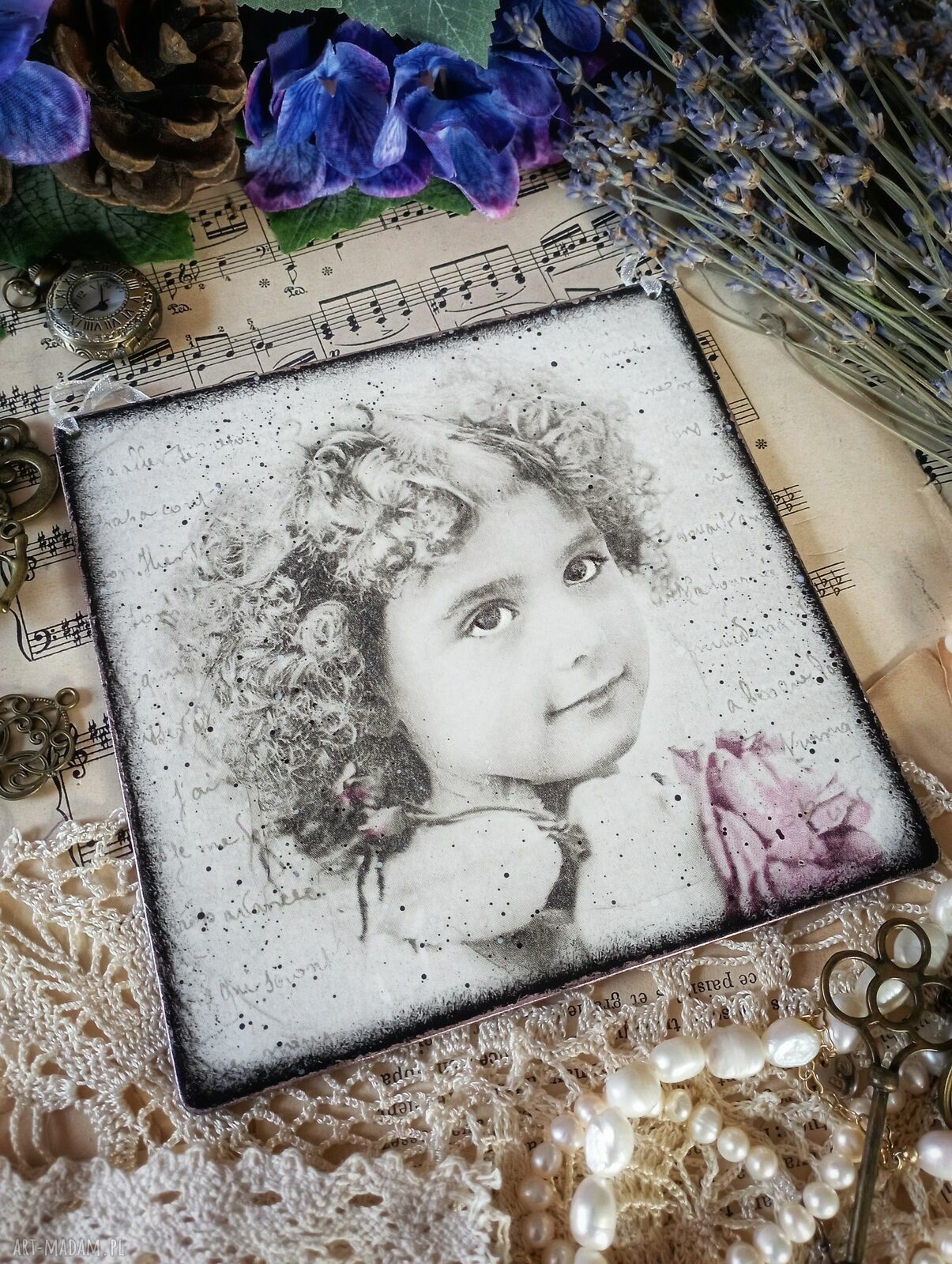 Dekoracyjny obrazek shabby chic z kwiatami - ręcznie robiony decoupage 15x15 cm