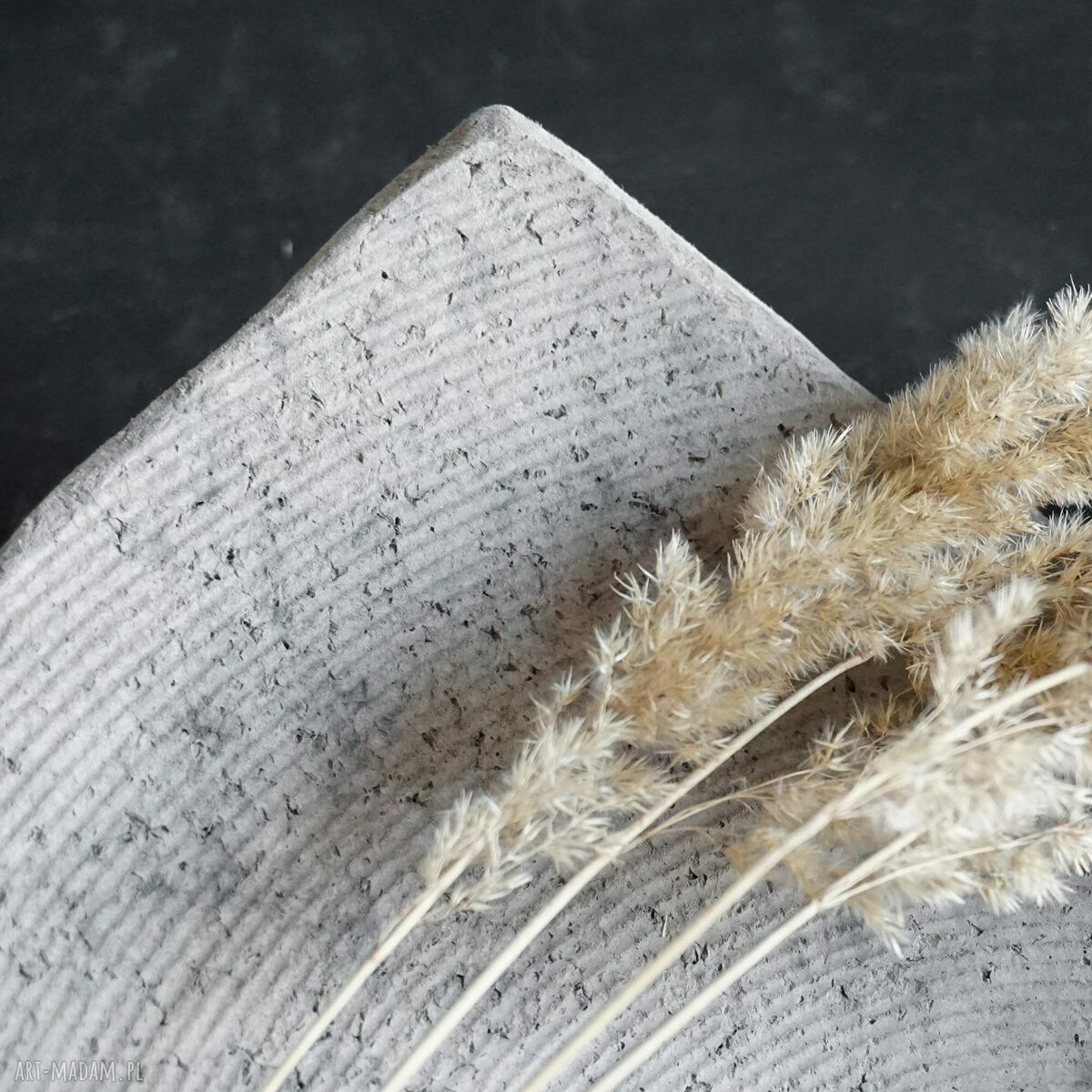 Dekoracyjny talerz na nóżkach - zero waste