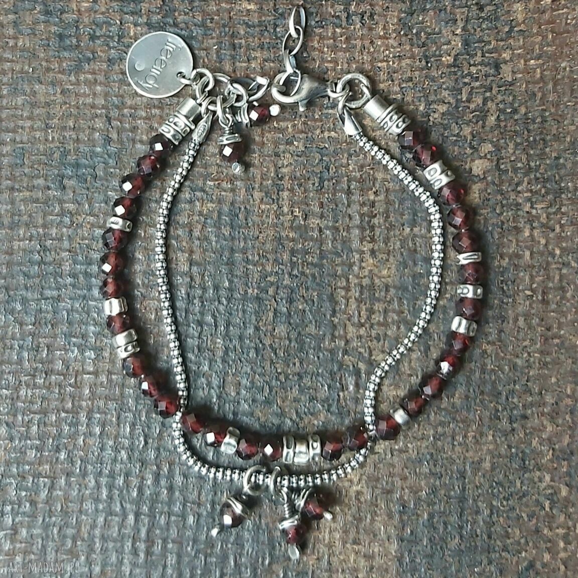 bransoletki: Delikatna srebrna bransoletka z granatami. ręcznie wykonane