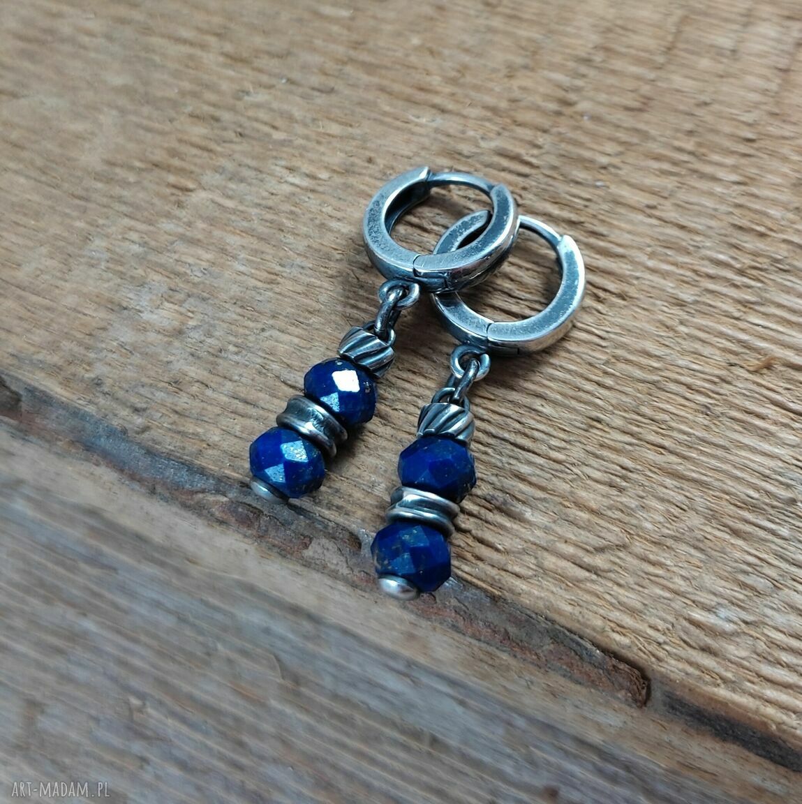 Delikatne kolczyki z lapis lazuli w srebrze 925