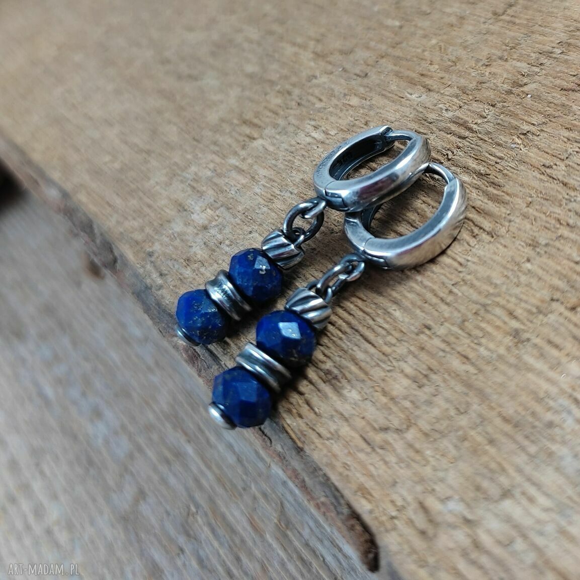 Delikatne kolczyki z lapis lazuli w srebrze 925
