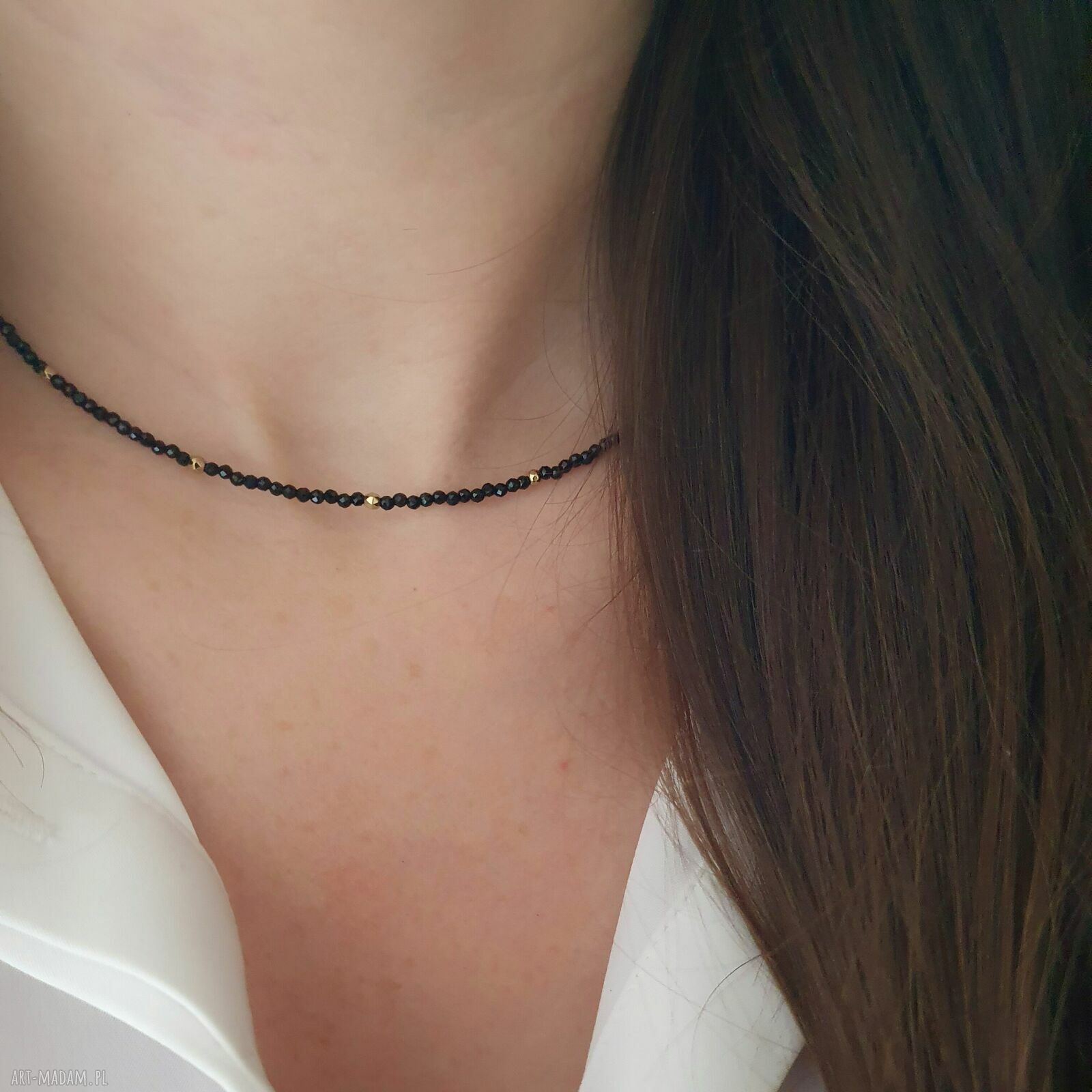 Delikatny naszyjnik z czarnego turmalinu - rękodzieło Lei handmade