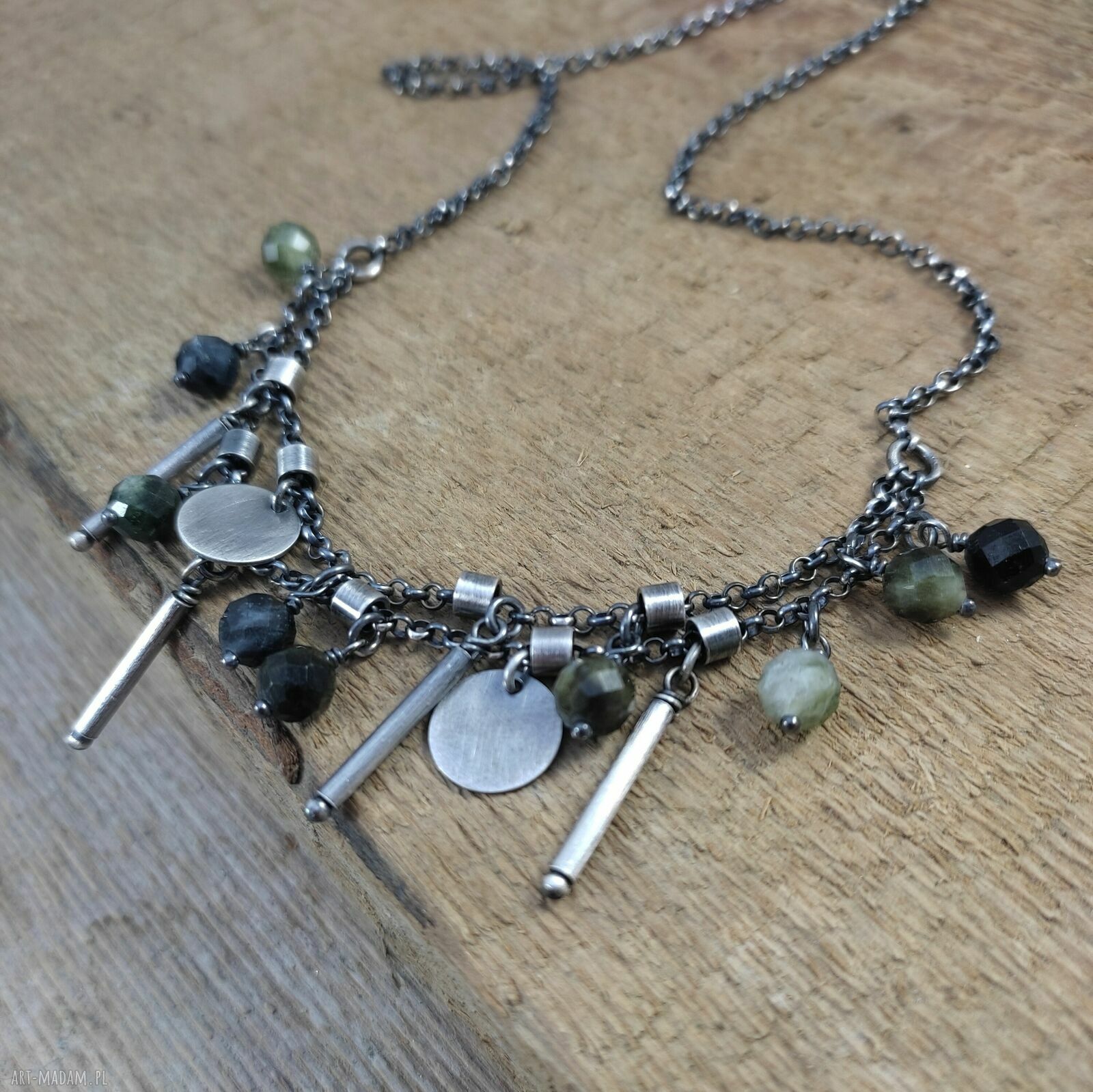 Delikatny naszyjnik z turmalinu zielonego 6 mm w srebrze 925 - handmade