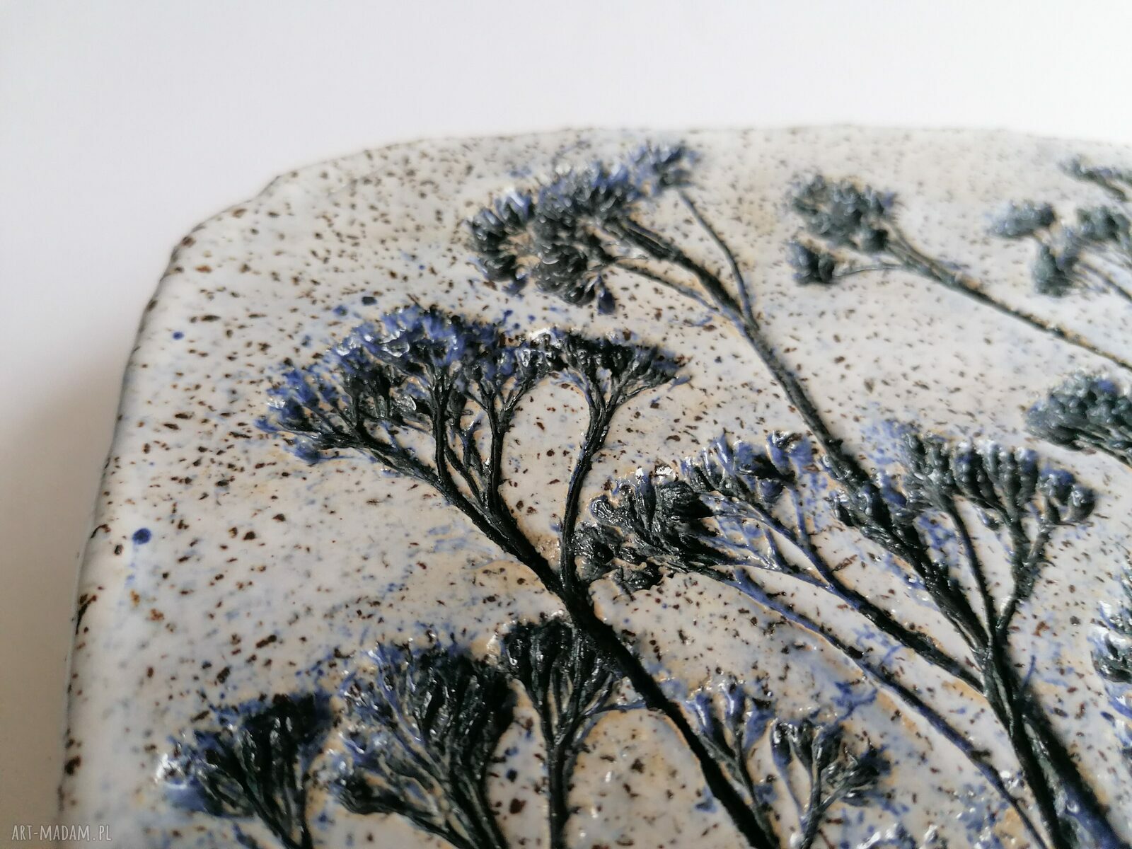 Deska „Krwawnik” - ceramiczna deska do serwowania z gliny (handmade)