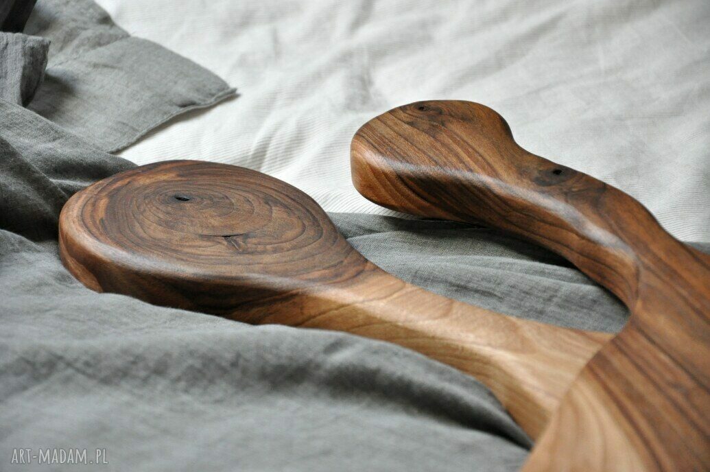 Orzechowa duża deska kuchenna do serwowania - naturalna elegancja