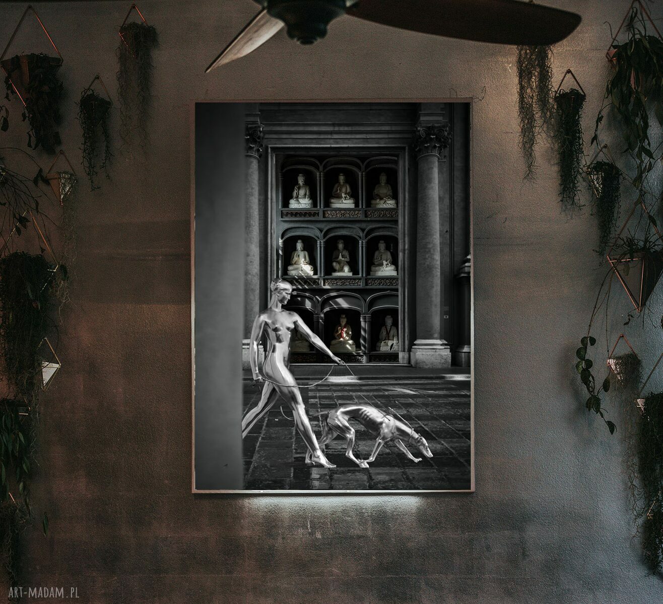 Futurystyczna Diana - abstrakcyjna grafika z elementami rzeźby 50x70 cm