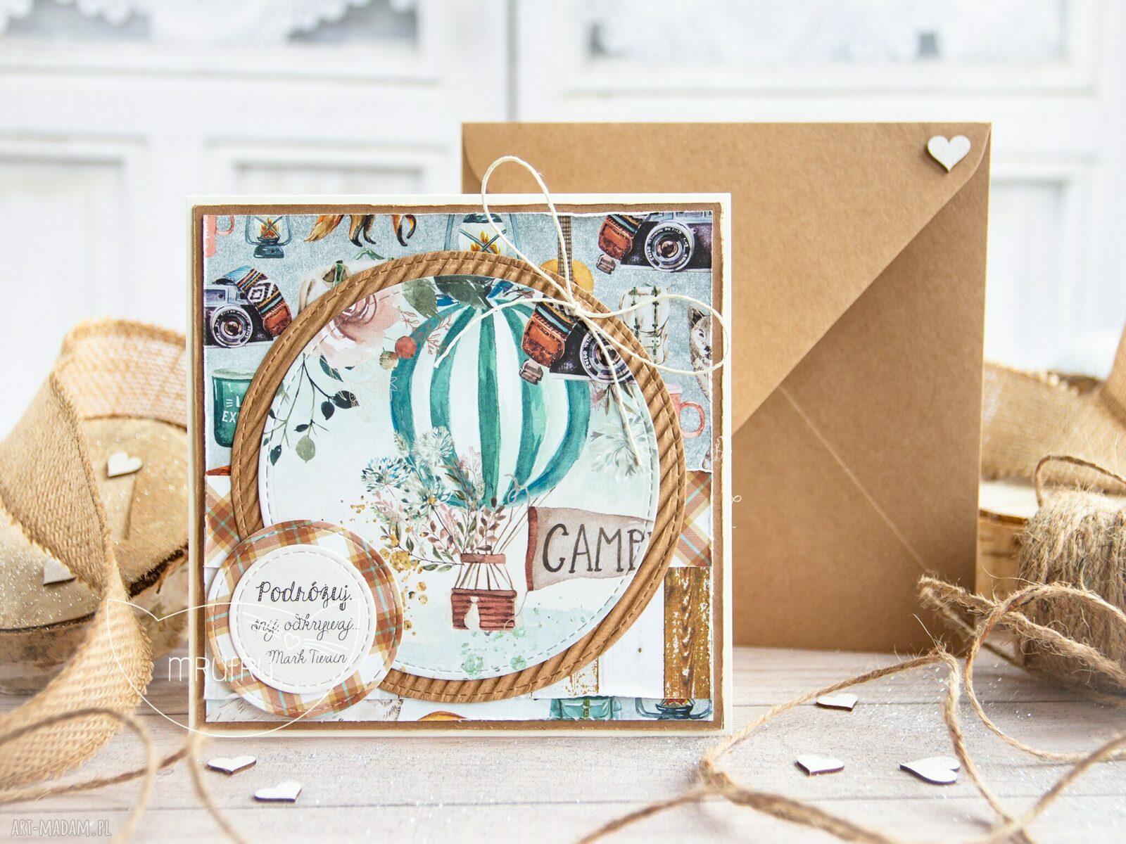 Kartka podróżą tle koperta personalizacja treści dla podróżnika