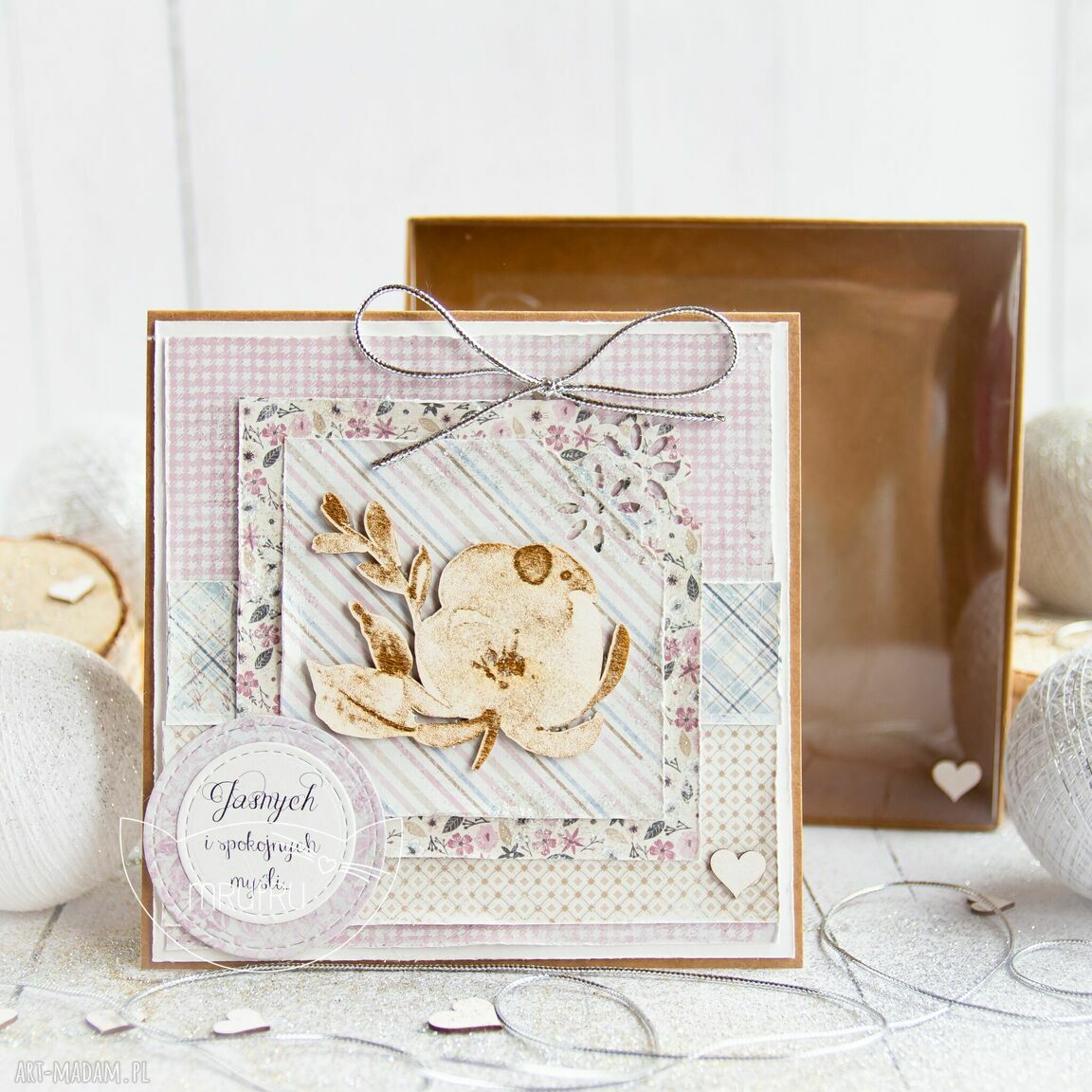 Kartka urodzinowa imieninowa pudełeczku efektem szklanej szybki