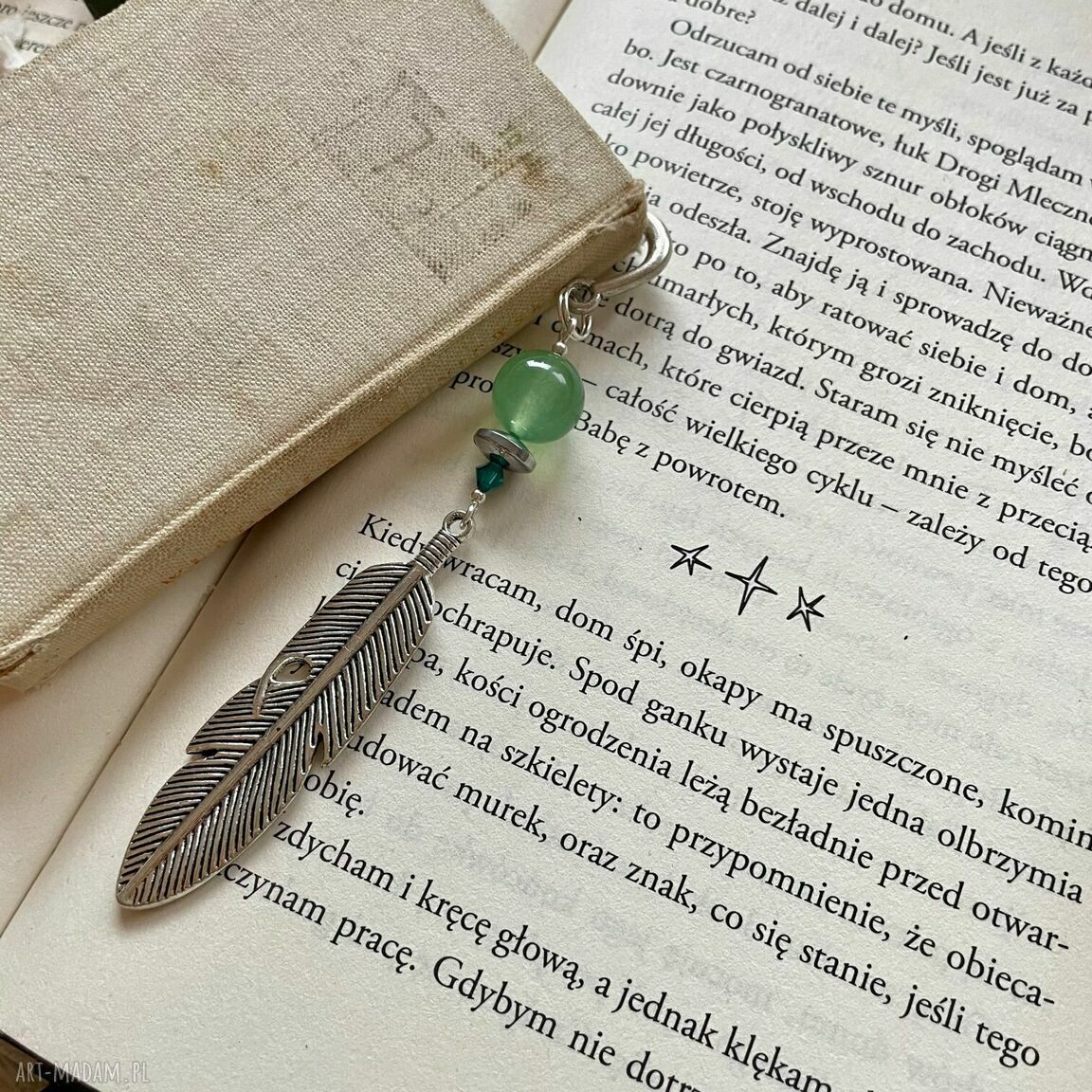Zakładka srebrne pióra z kwarcem i kryształkiem ręcznie robiona