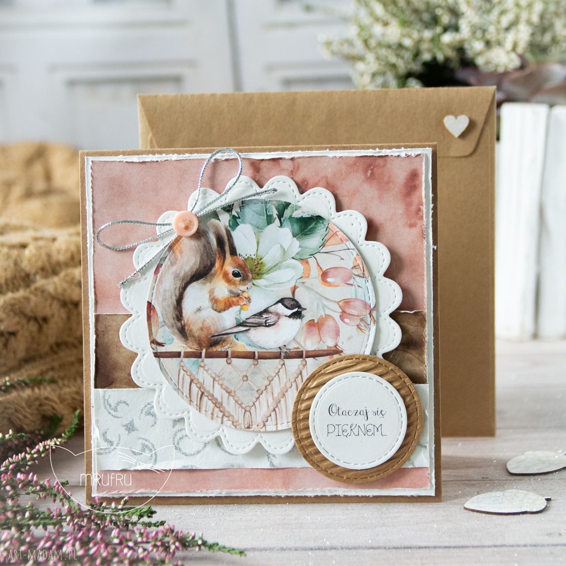 Kartka jesienią tle twoją treścią dla niej niego urodziny