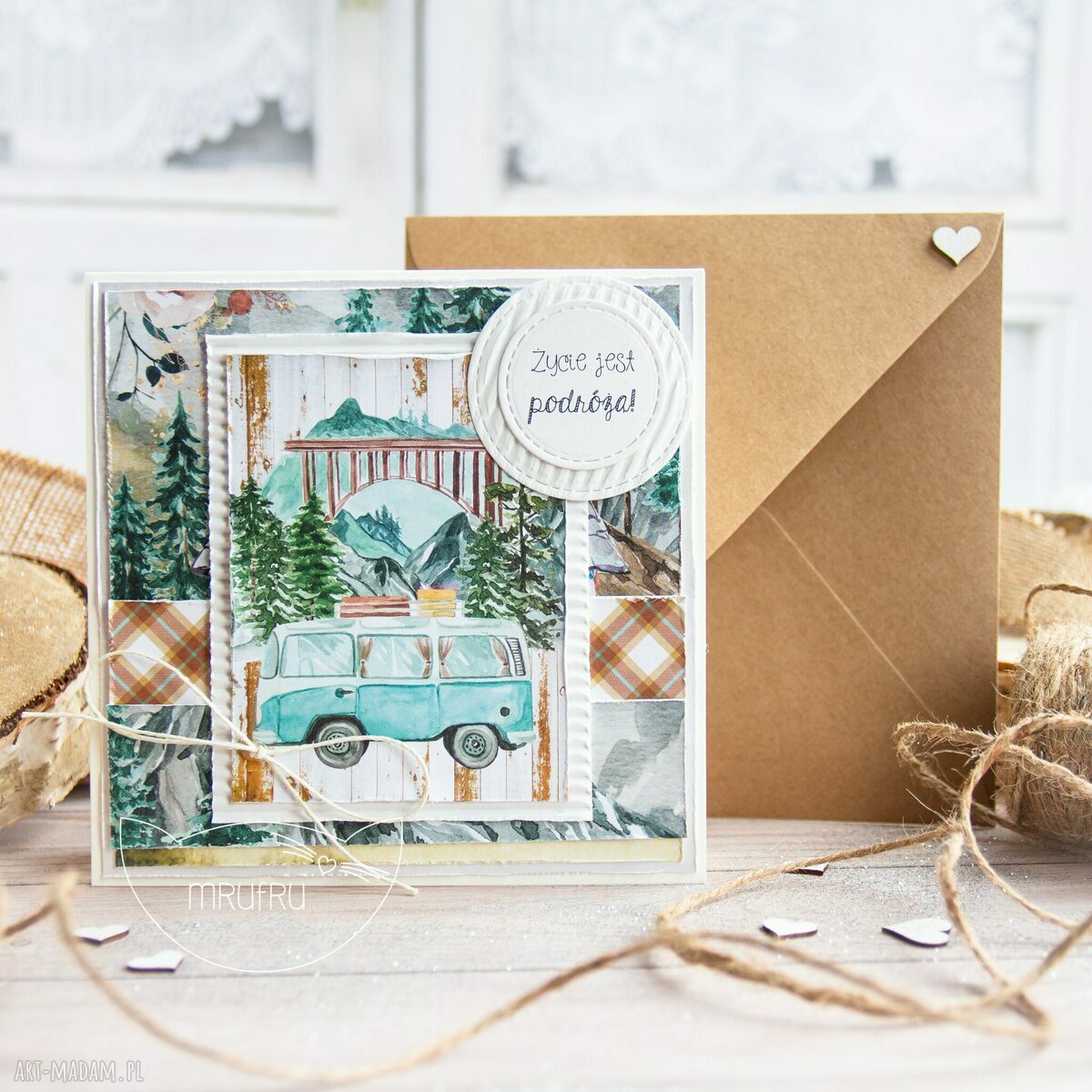 scrapbooking kartki: Kartka z podróżą w tle. Koperta. Personalizacja treści. handmade