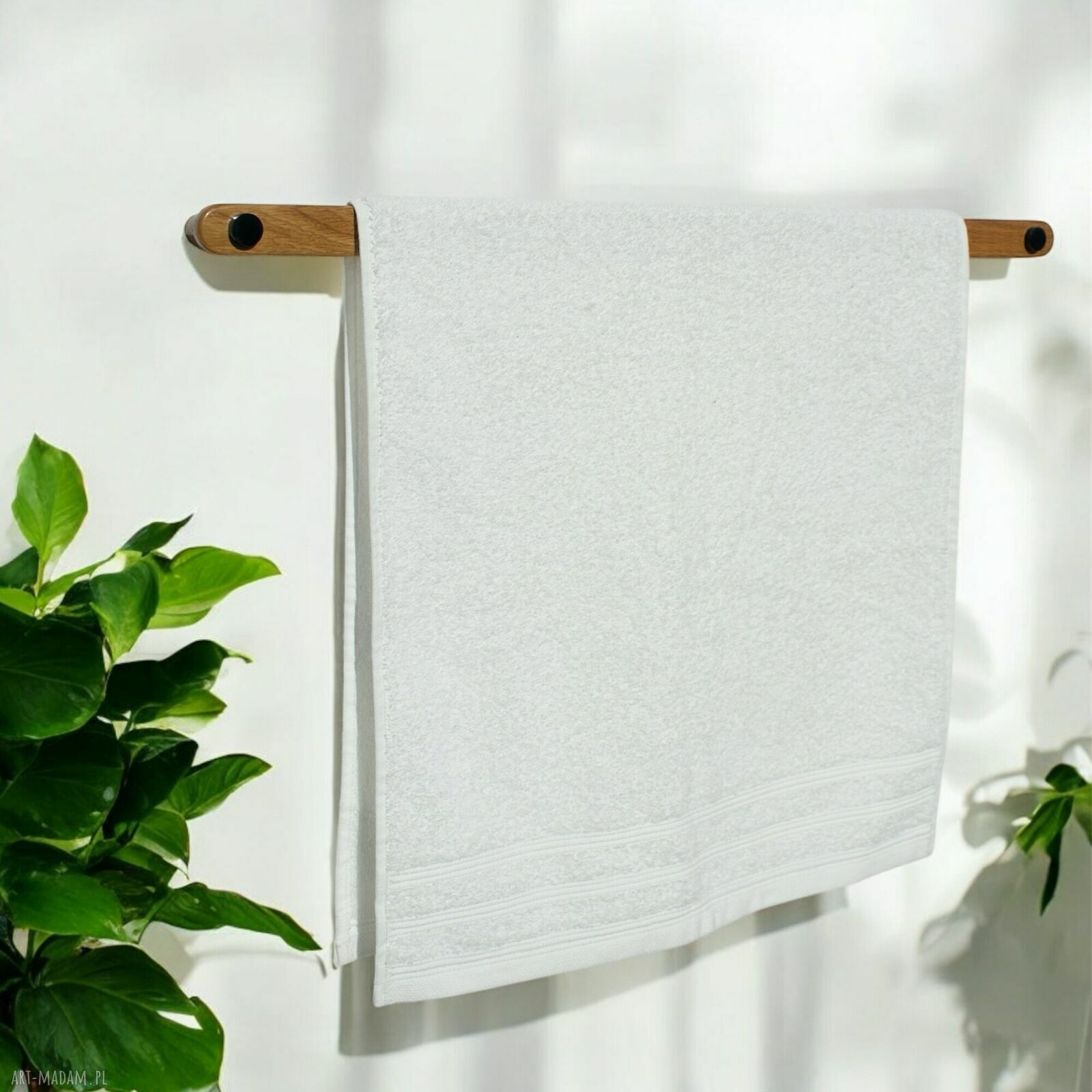Długi wieszak dębowy do łazienki 70 cm - minimalistyczny z haczykami
