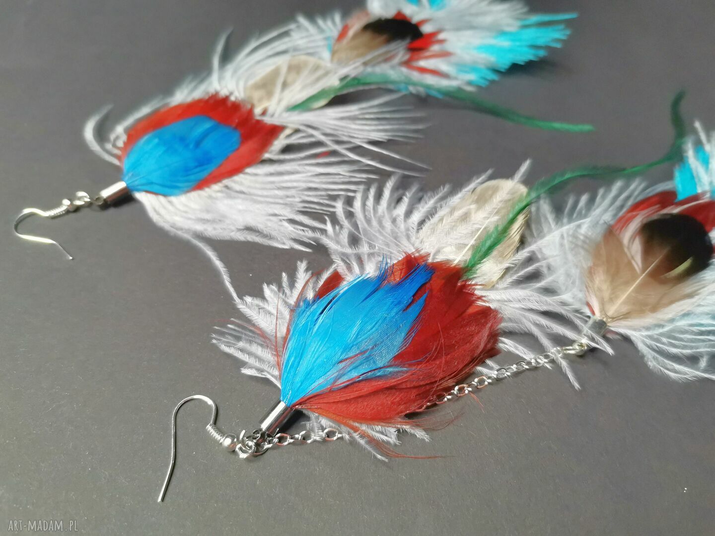 Kolczyki długie pióra - bardzo lekkie, w stylu boho folk