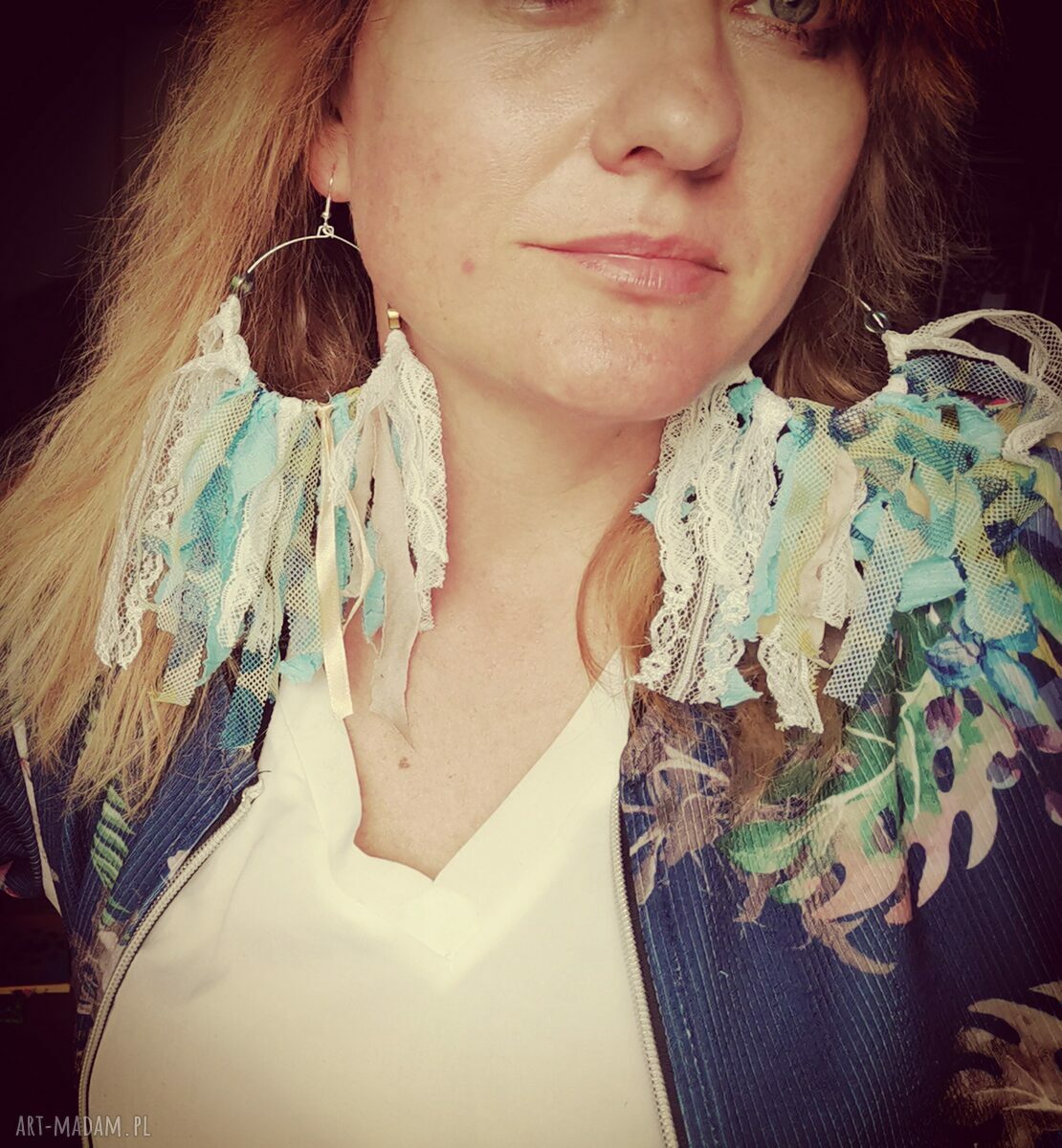 Kolczyki długie lekkie boho - bujne frędzle z nutą etno