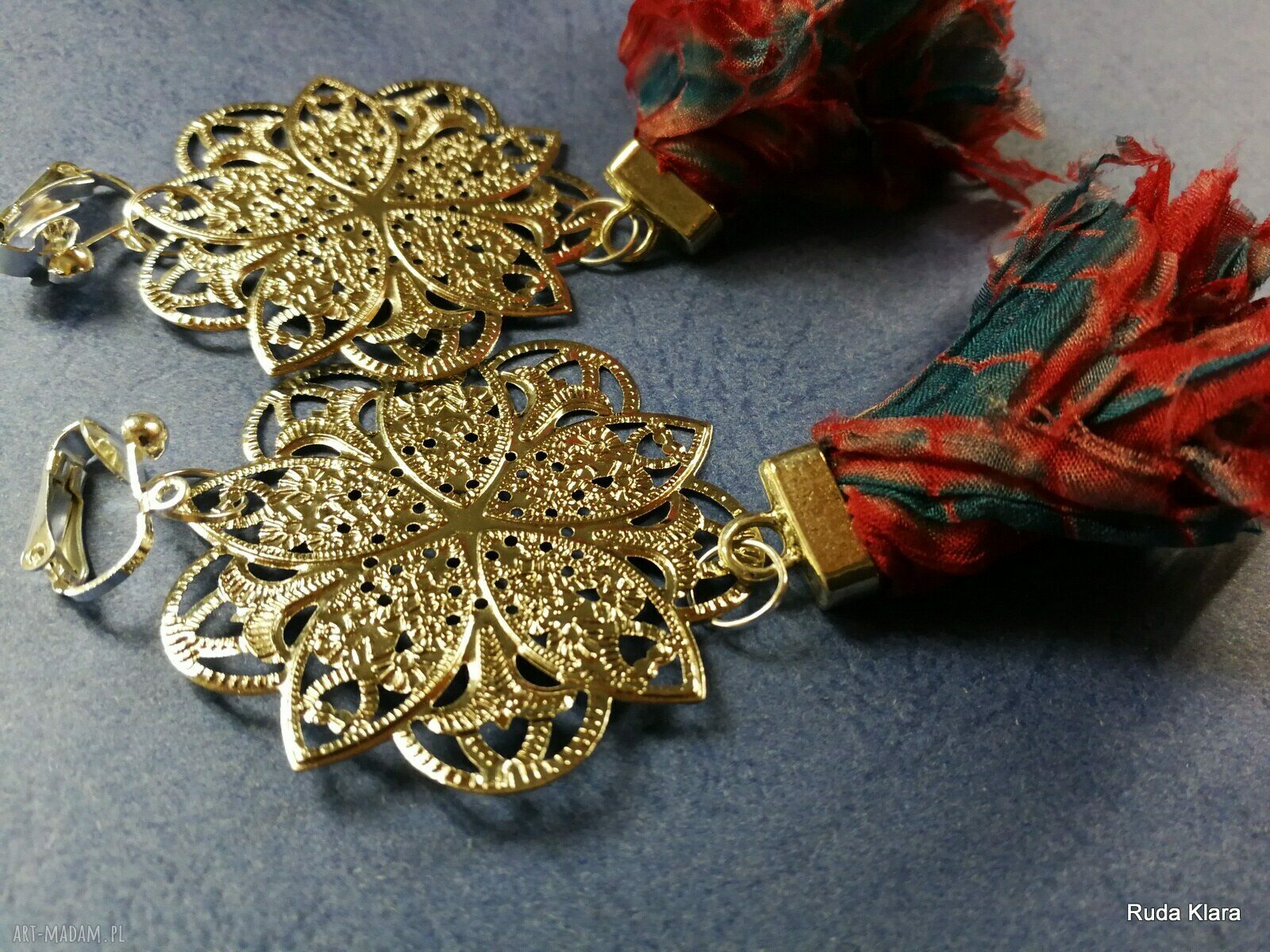 Długie wiszące klipsy folk srebrno-czerwono-niebieskie - lekkie handmade