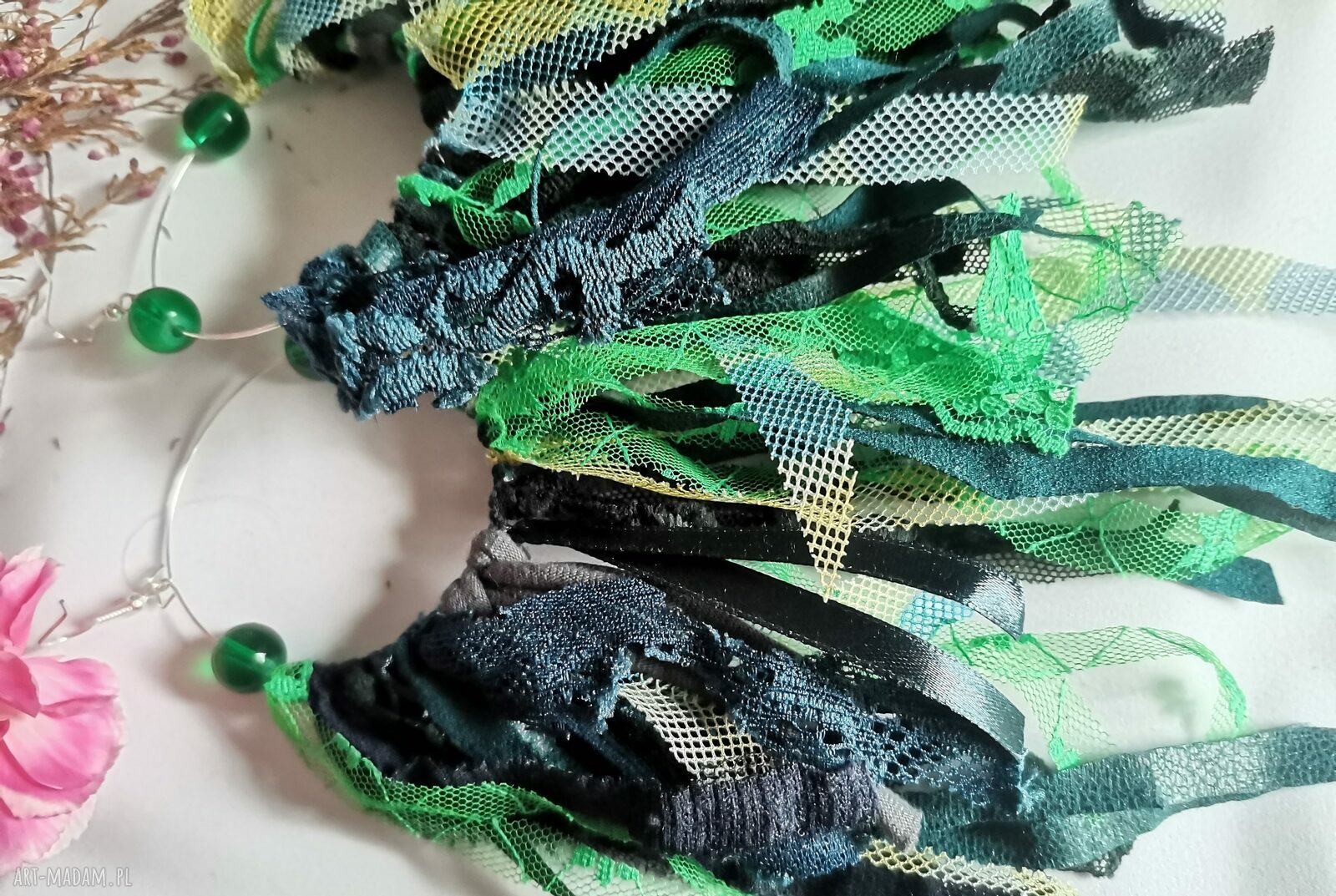 Kolczyki boho Frida - długie pióra w zieleni i turkusie